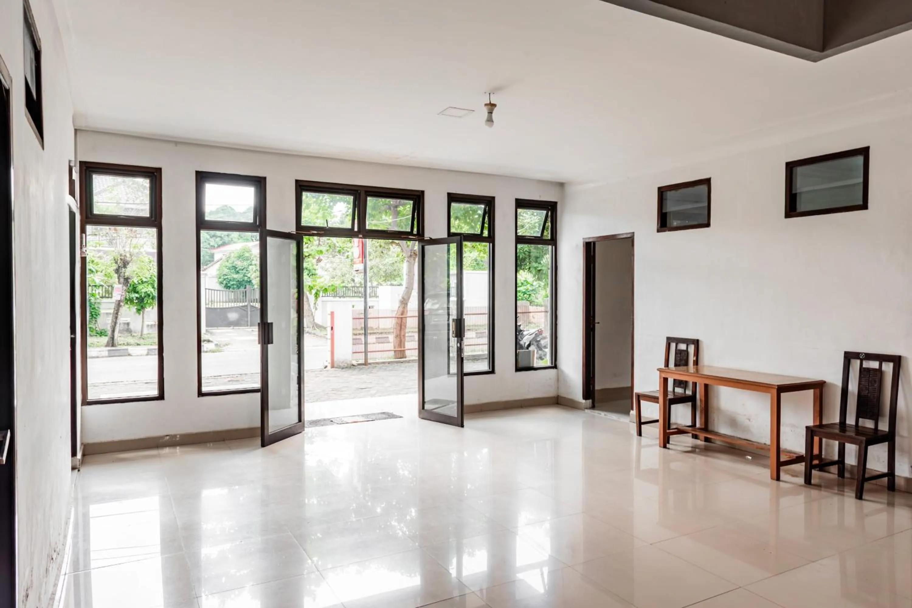 Lobby or reception in Hotel O Kambang Iwak Area Near Kambang Iwak Park Formerly Kerangga