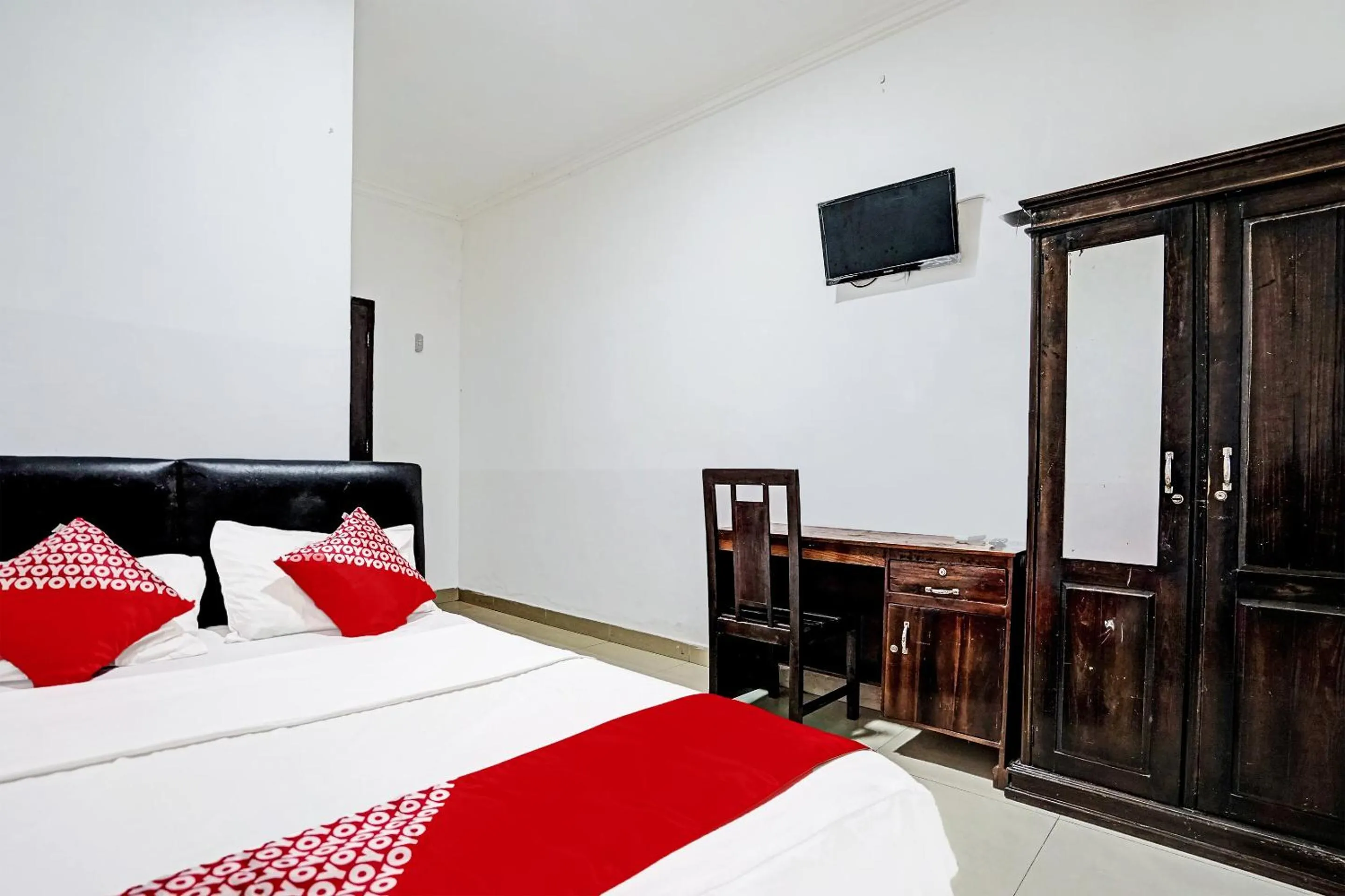 Bedroom, Bed in Hotel O Kambang Iwak Area Near Kambang Iwak Park Formerly Kerangga