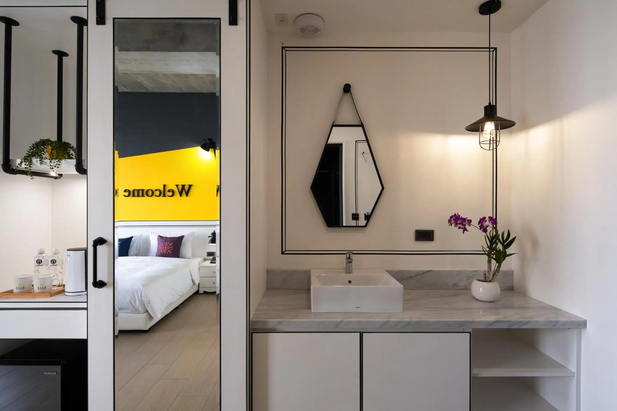 Bed in Tian Zhong Hotel