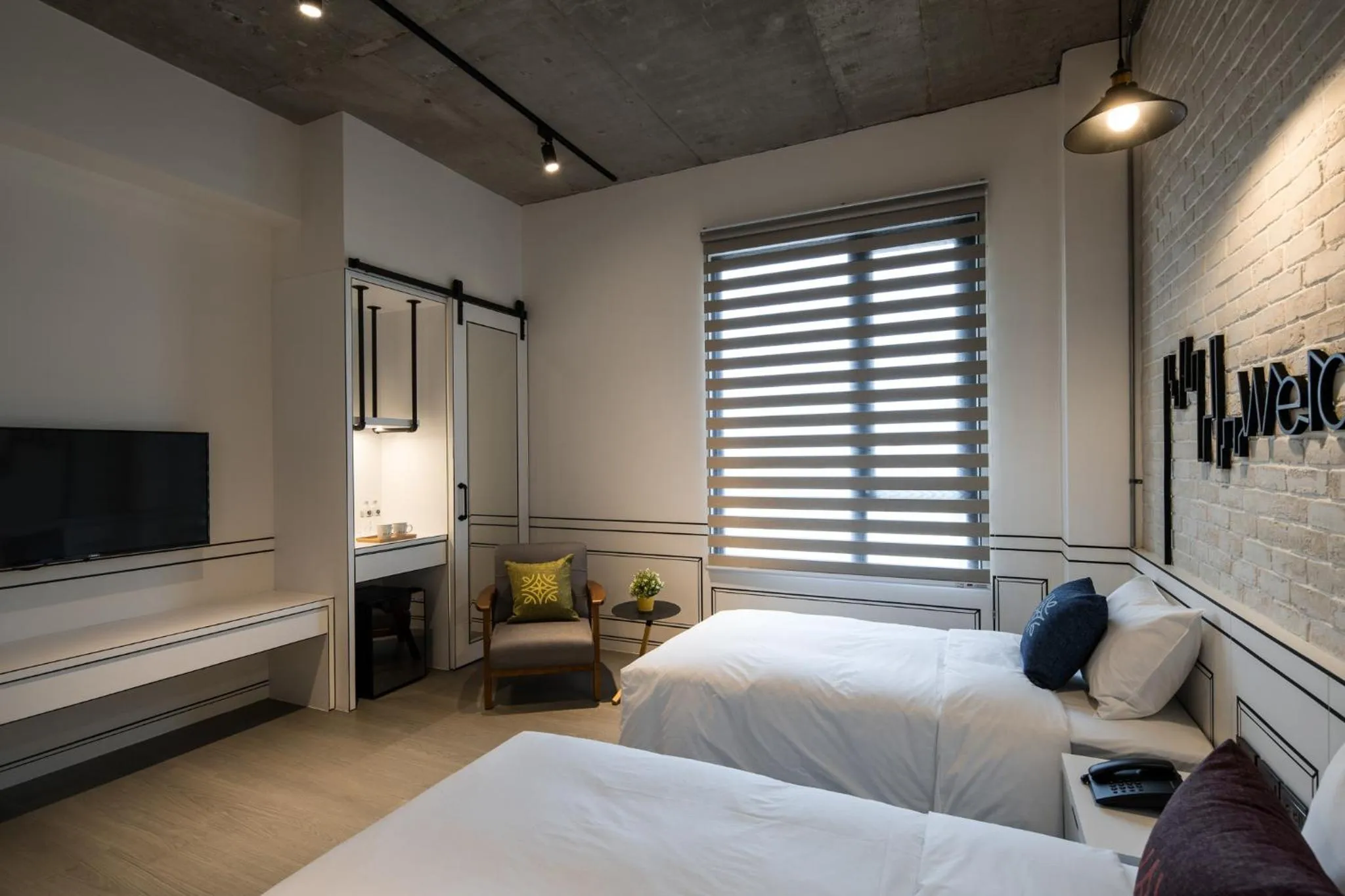 Bed in Tian Zhong Hotel