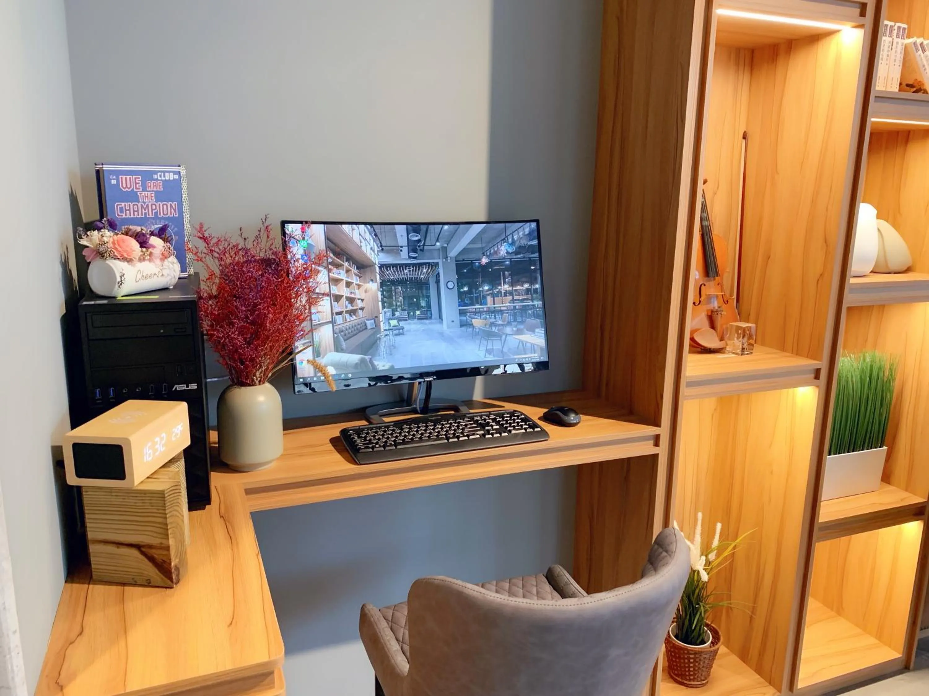 Business facilities in Tian Zhong Hotel