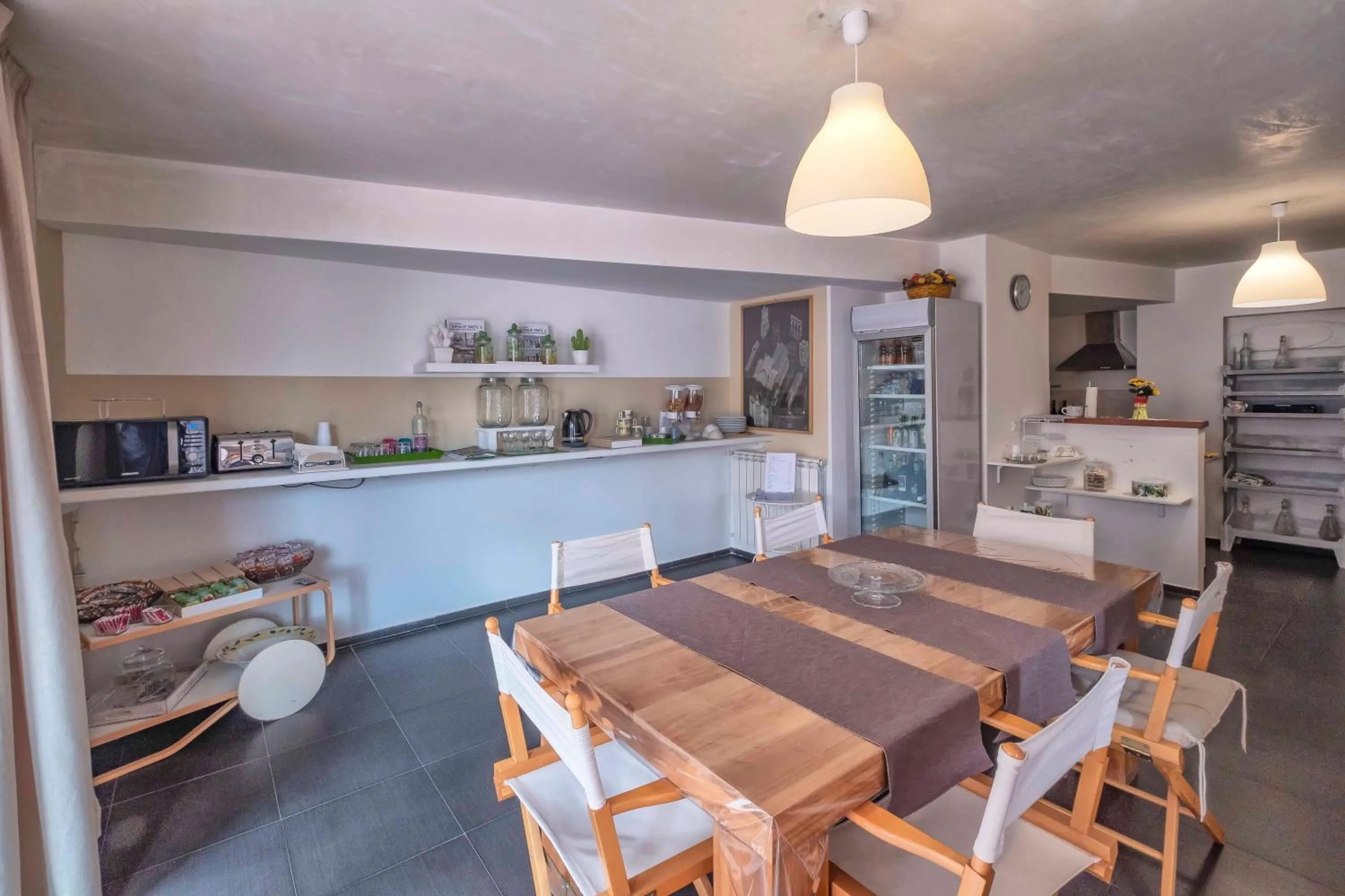 Continental breakfast in BnB Casa Rossa