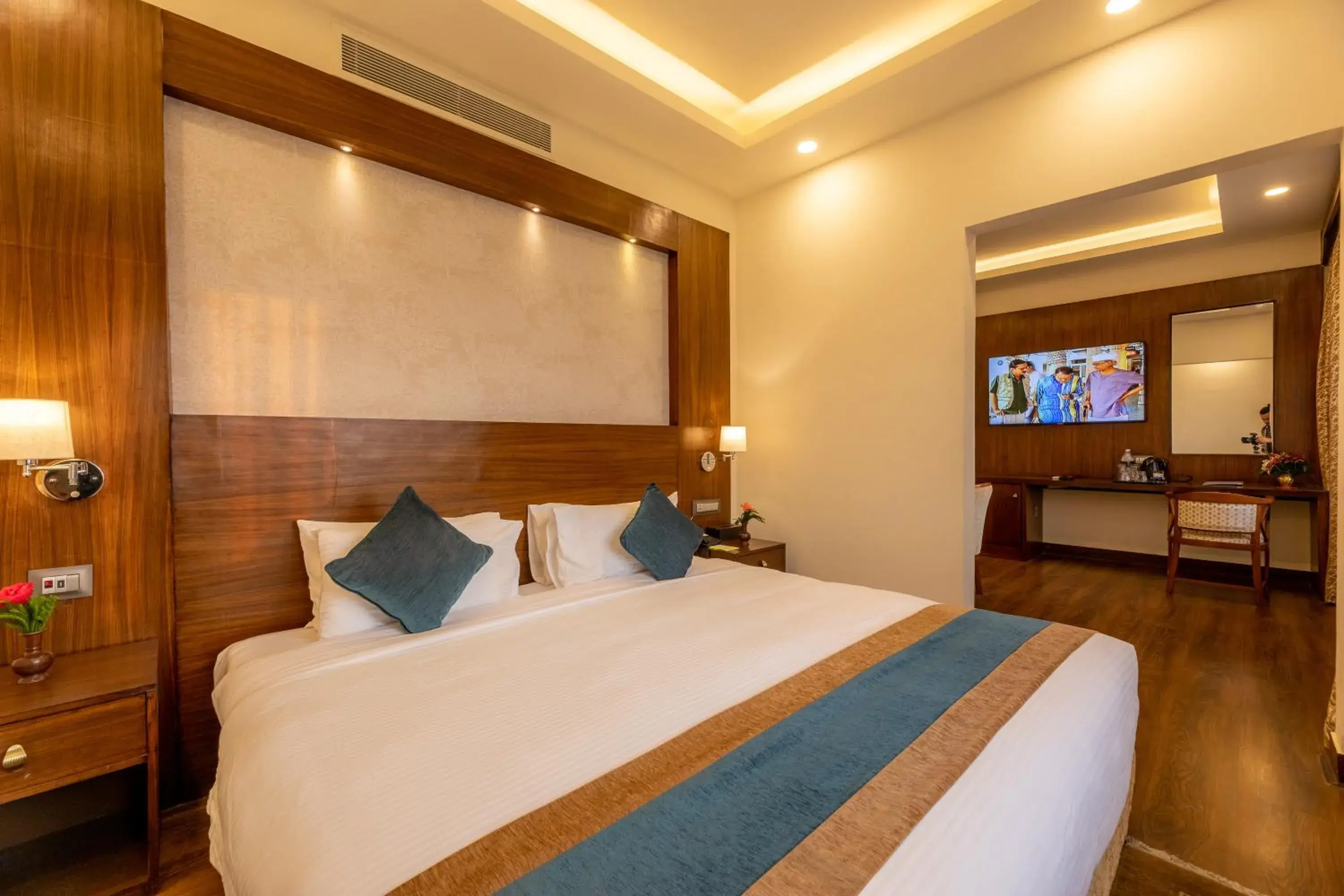 Junior Suite - single occupancy in The Malla Hotel - Thamel, 2 km to Swayambhunath Temple Junior Suite - single occupancy in The Malla Hotel - Thamel, 2 km to Swayambhunath Temple