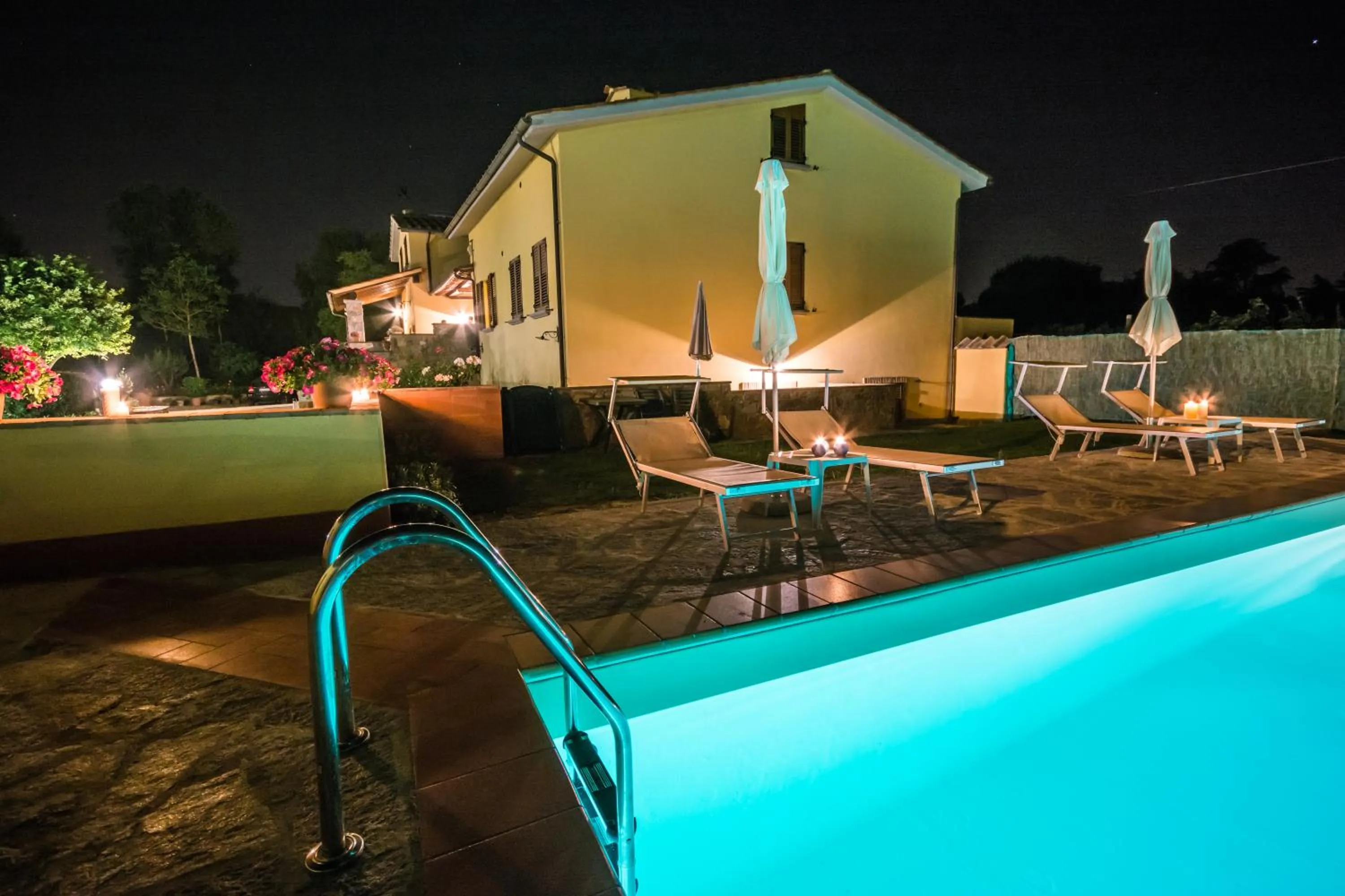 Property building in B&B Maesta' Di Cudino
