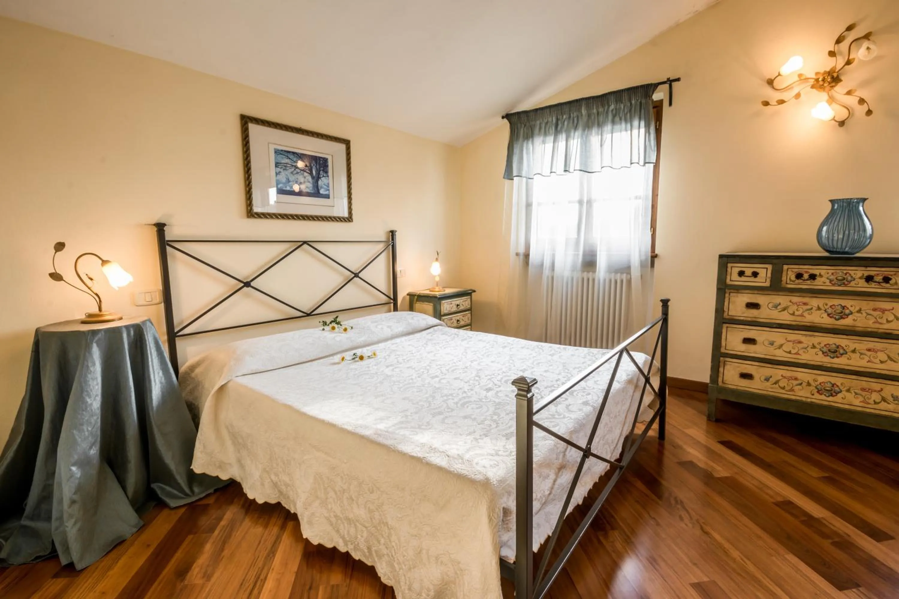 Day, Bed in B&B Maesta' Di Cudino