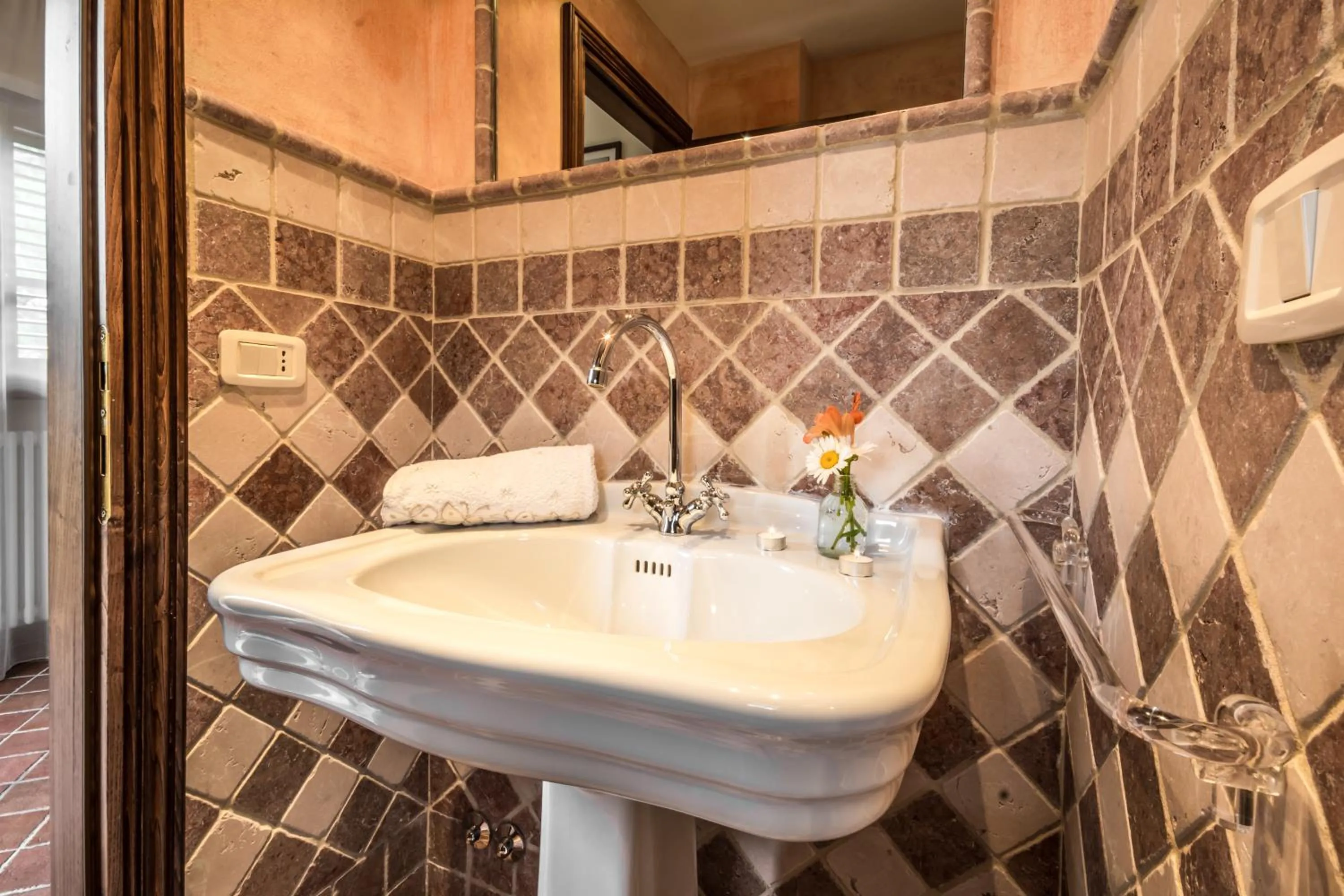 Bathroom in B&B Maesta' Di Cudino