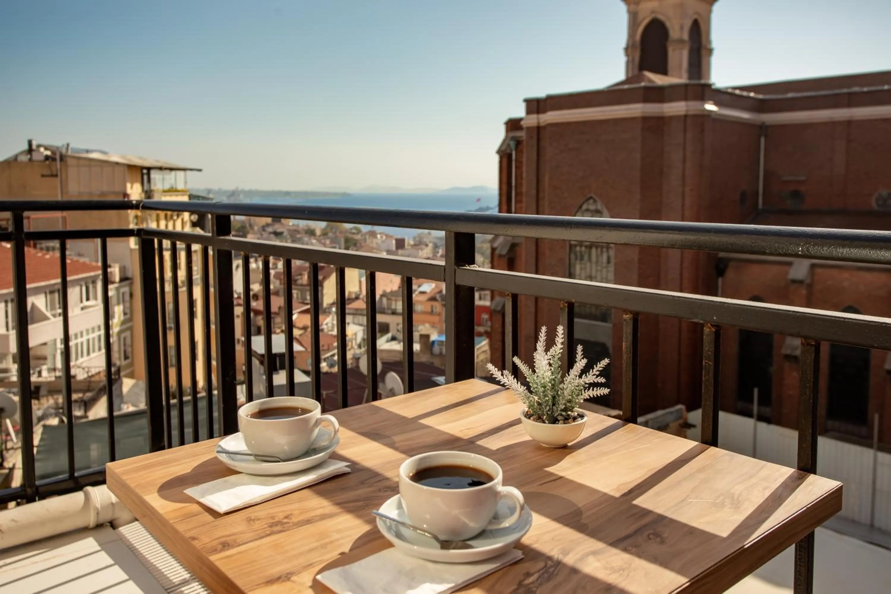 Balcony/Terrace in West Palace