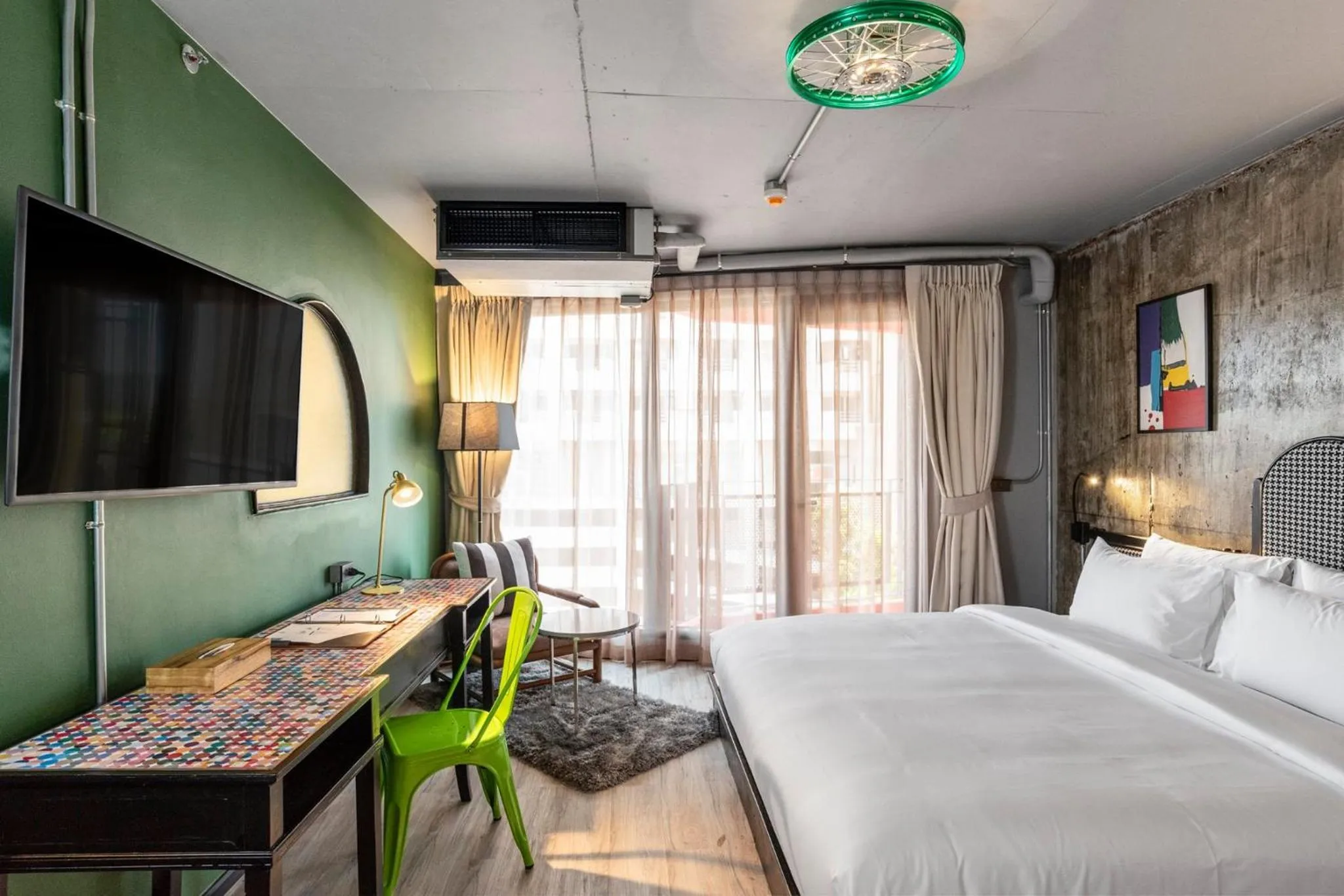 City view, Bed in MeStyle Museum Hotel