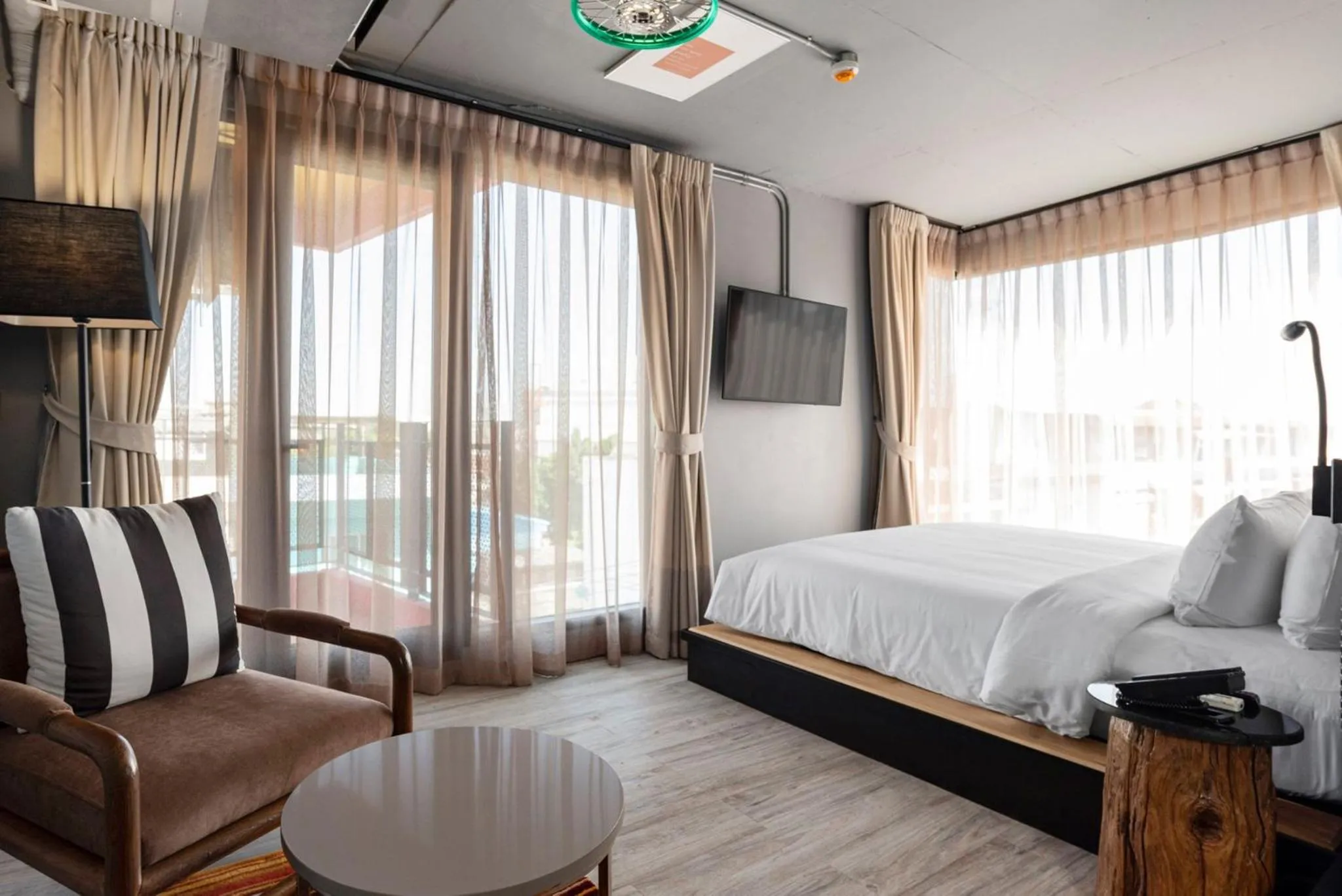 City view, Bed in MeStyle Museum Hotel