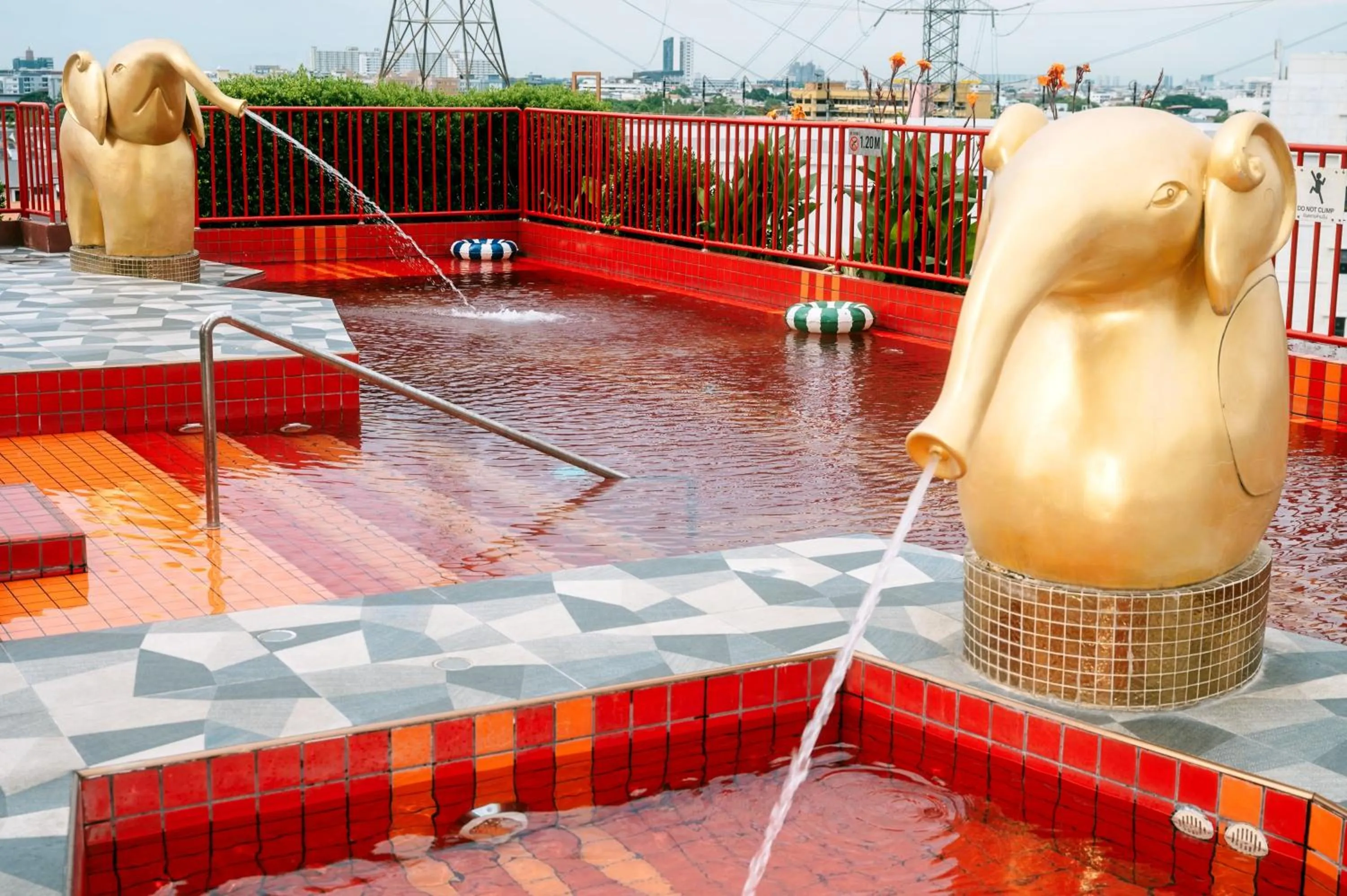 Swimming pool in MeStyle Museum Hotel