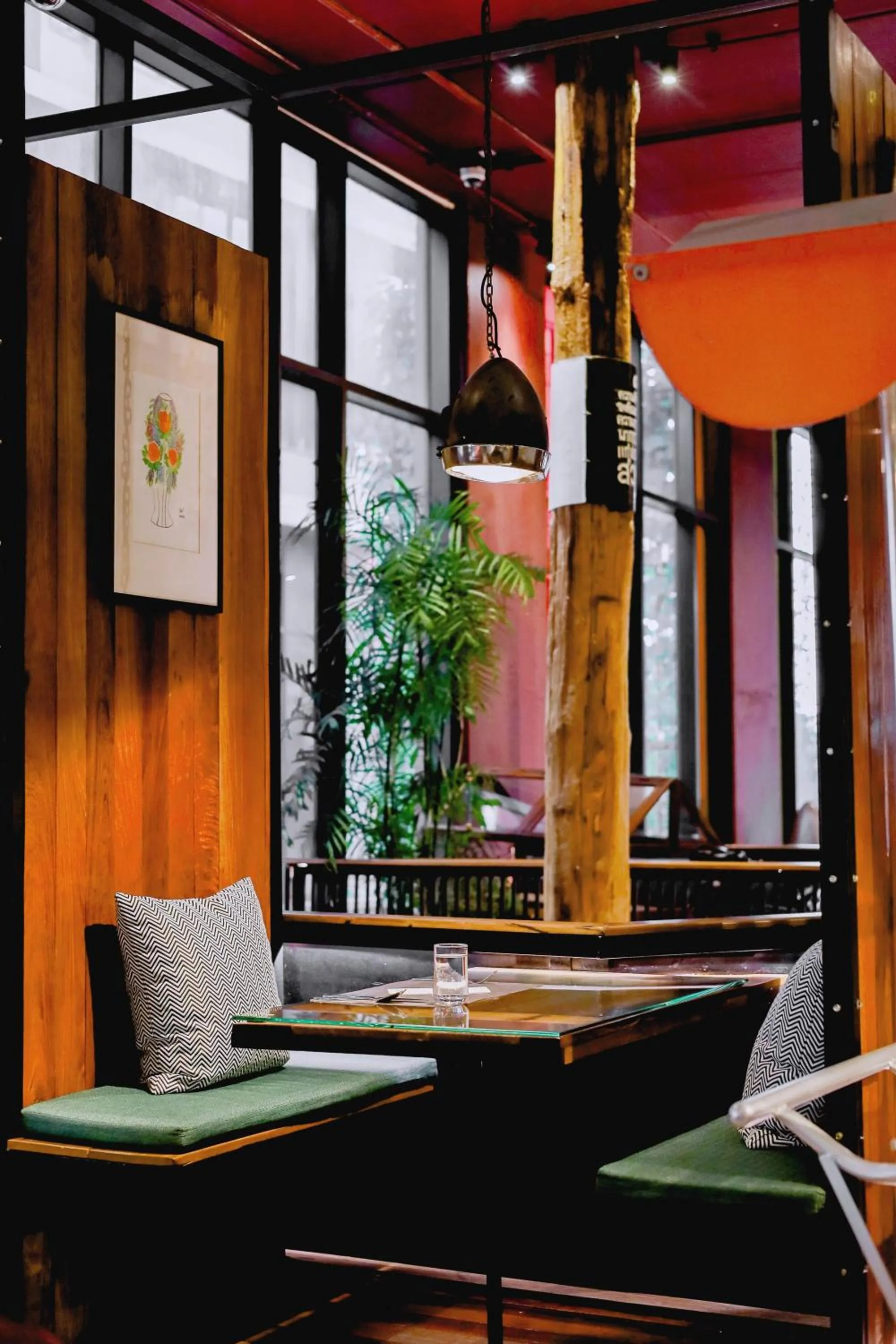 Restaurant/places to eat in MeStyle Museum Hotel