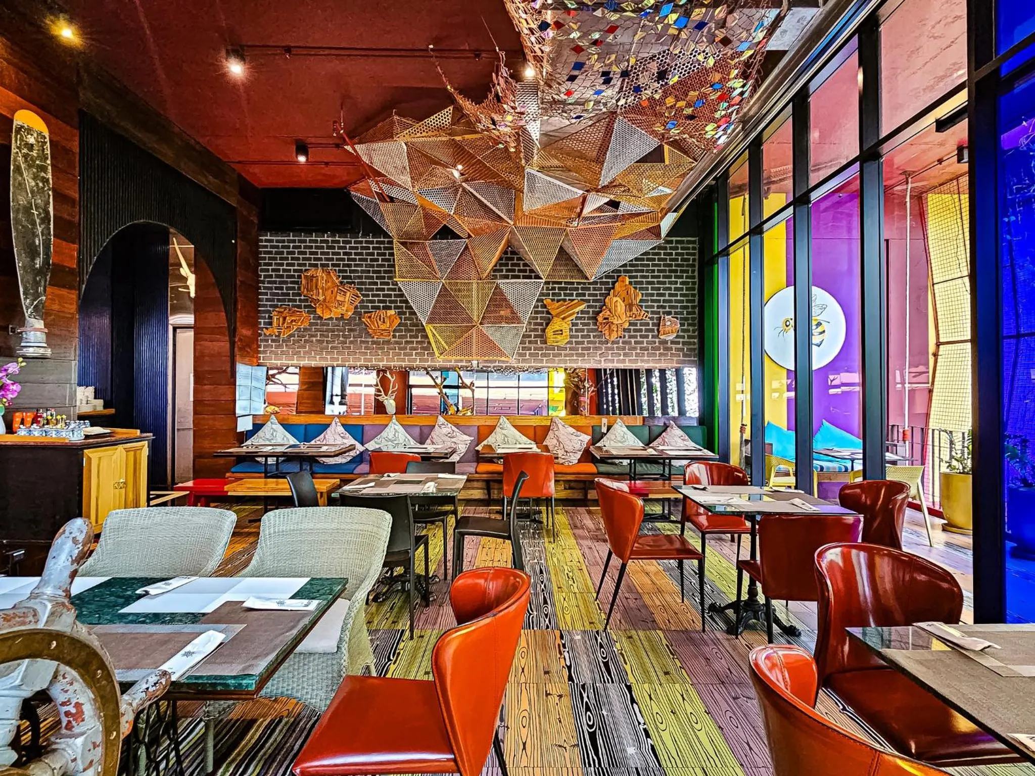 Restaurant/places to eat in MeStyle Museum Hotel