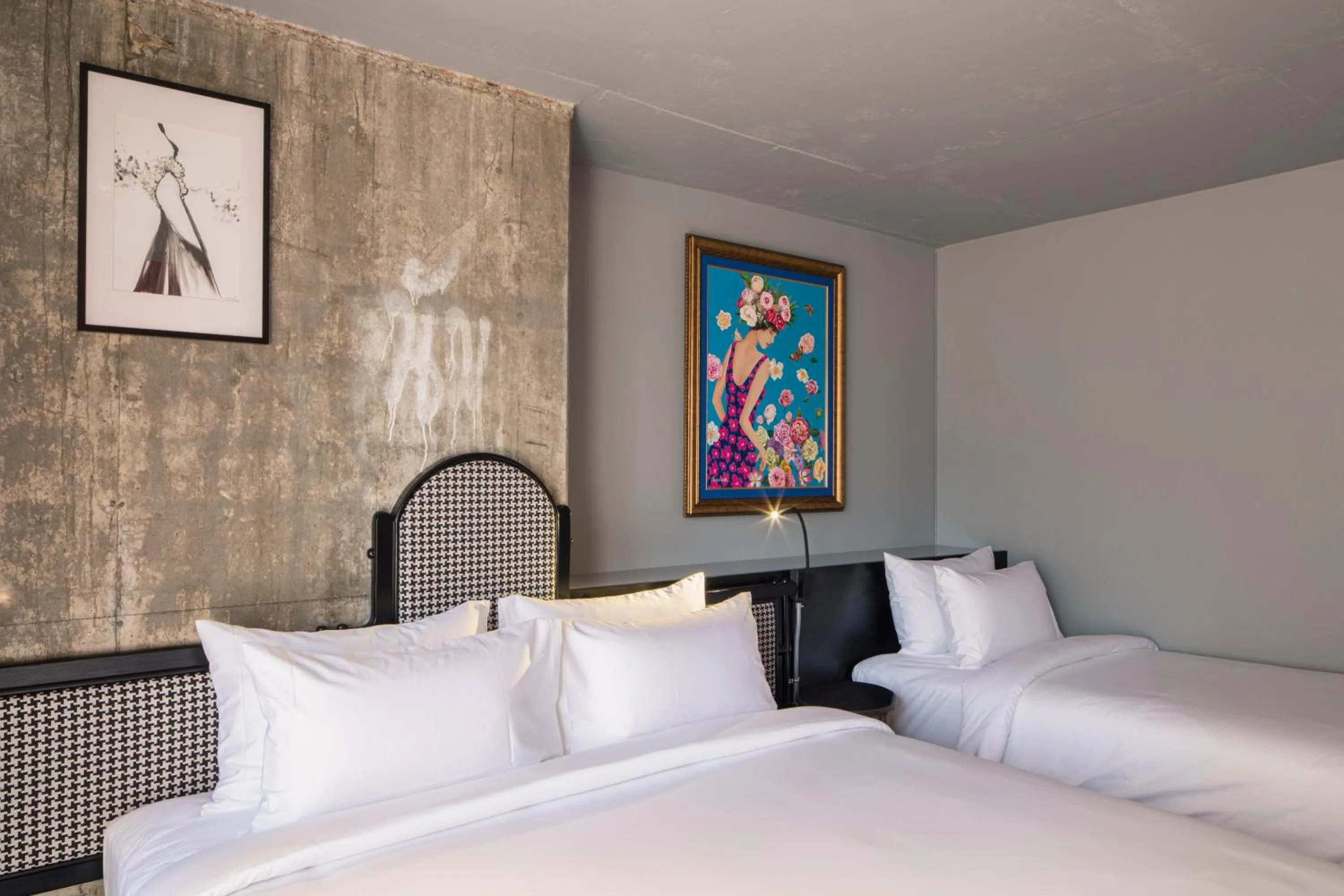 Bedroom, Bed in MeStyle Museum Hotel