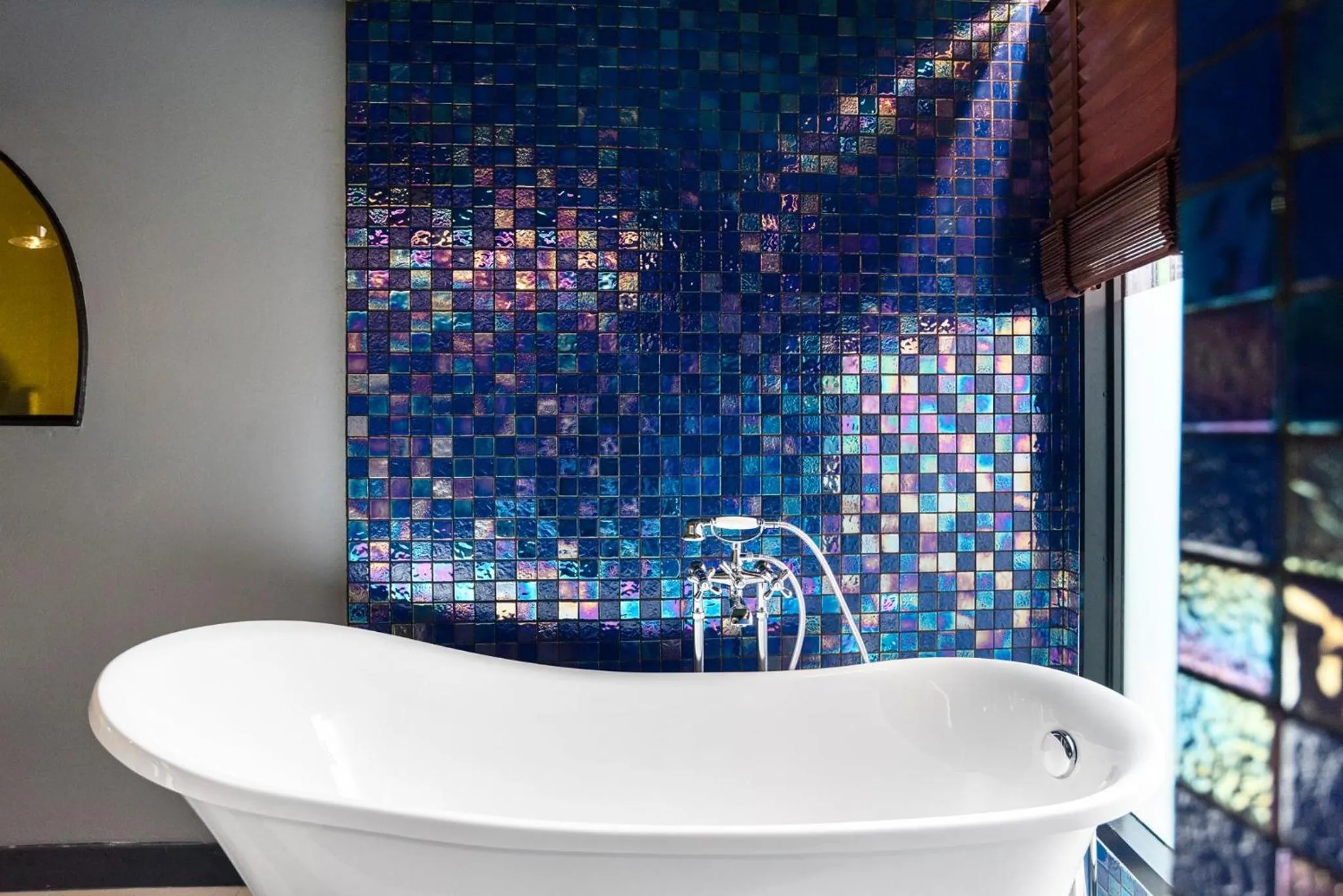 Bath in MeStyle Museum Hotel