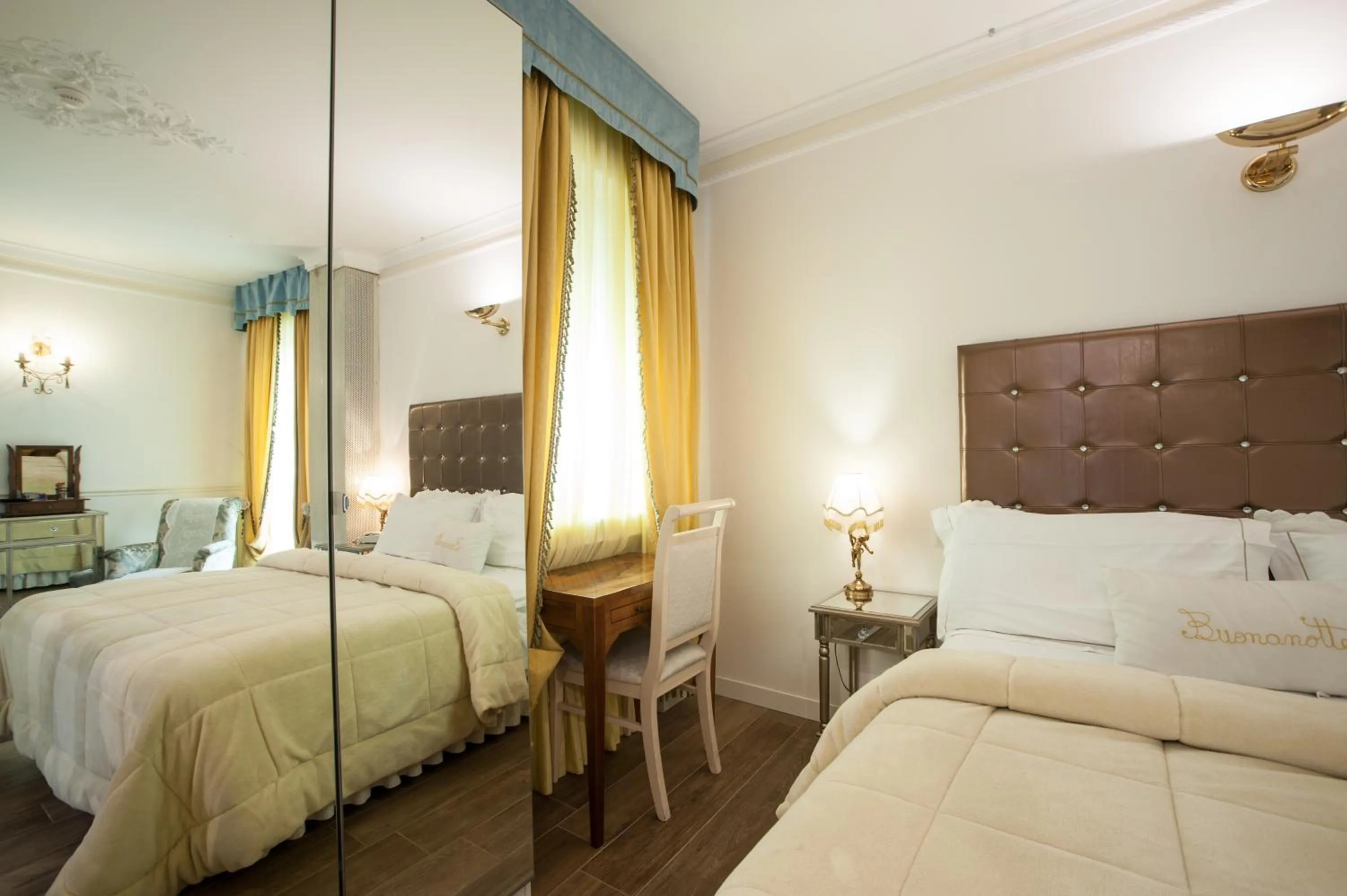 Bedroom, Bed in Hotel Vandelli