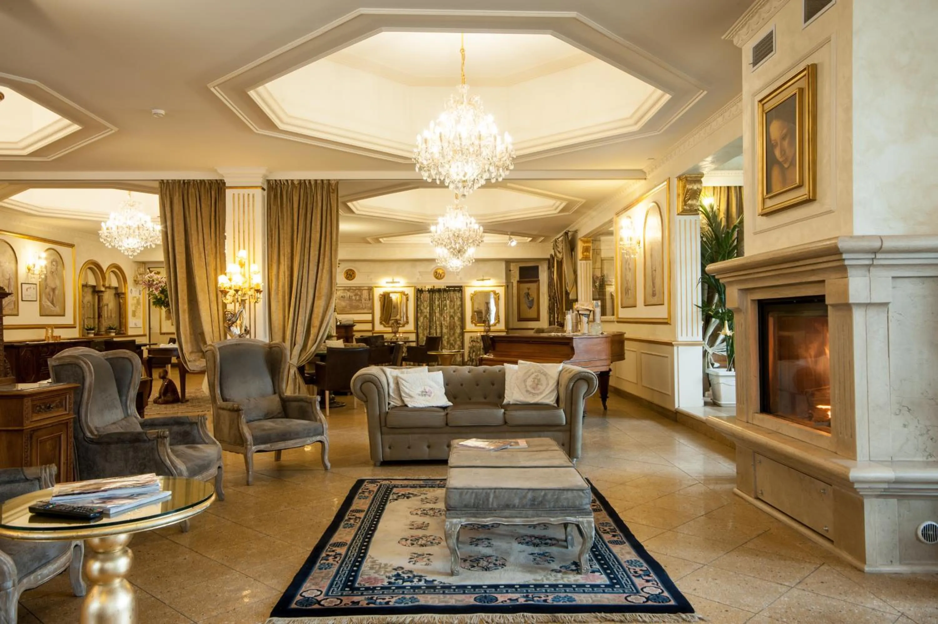 Lobby or reception in Hotel Vandelli