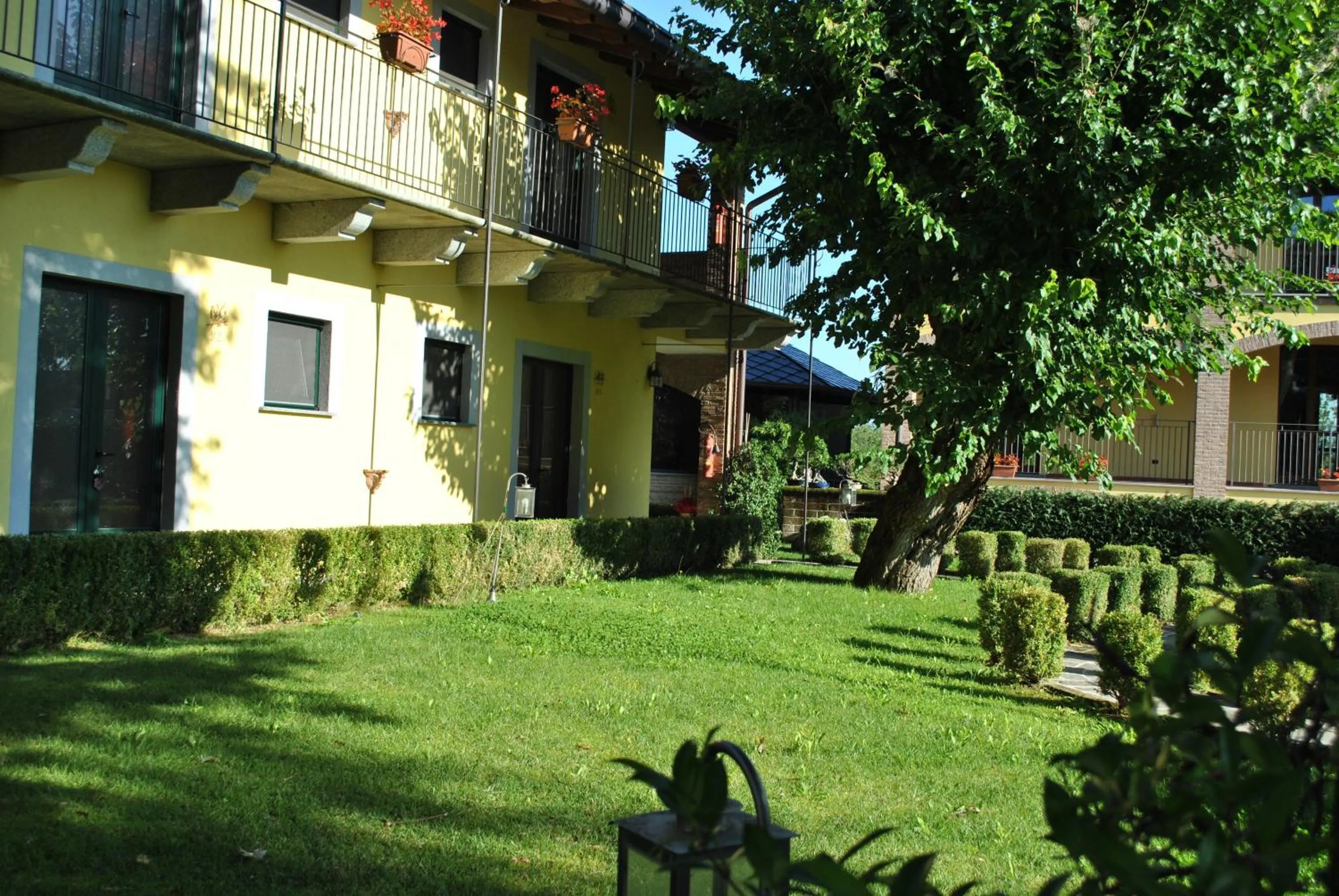 Facade/entrance in Fondo Brugarolo B&B