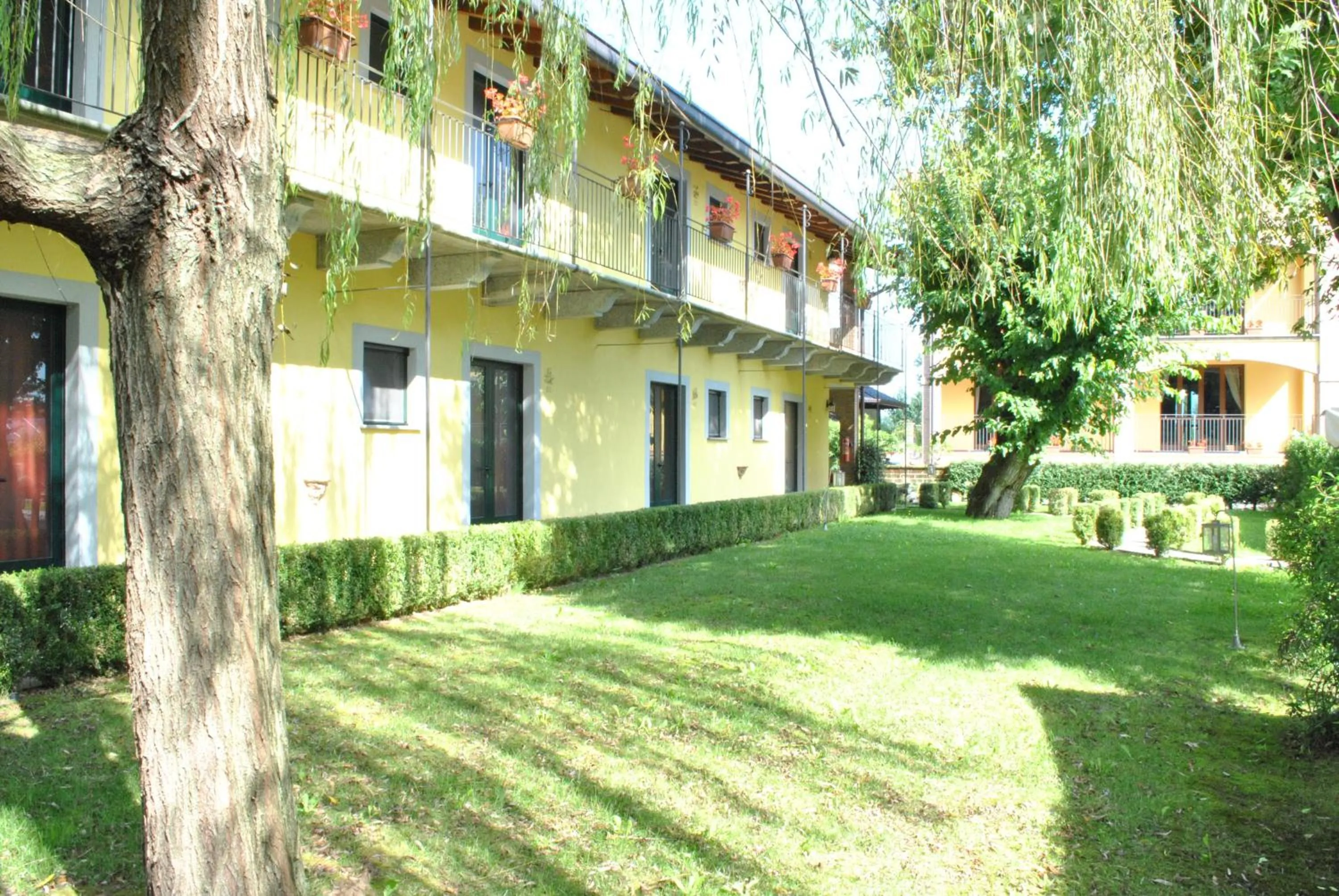 Facade/entrance in Fondo Brugarolo B&B