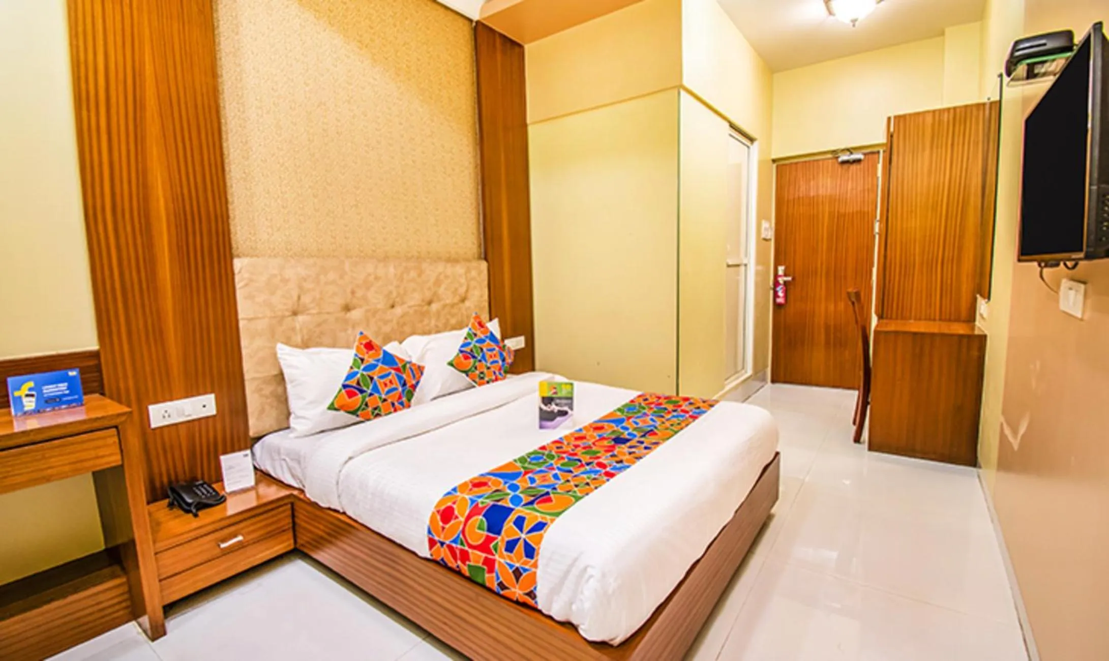Bed in FabHotel Seven Hills - Nr Mumbai International Airport