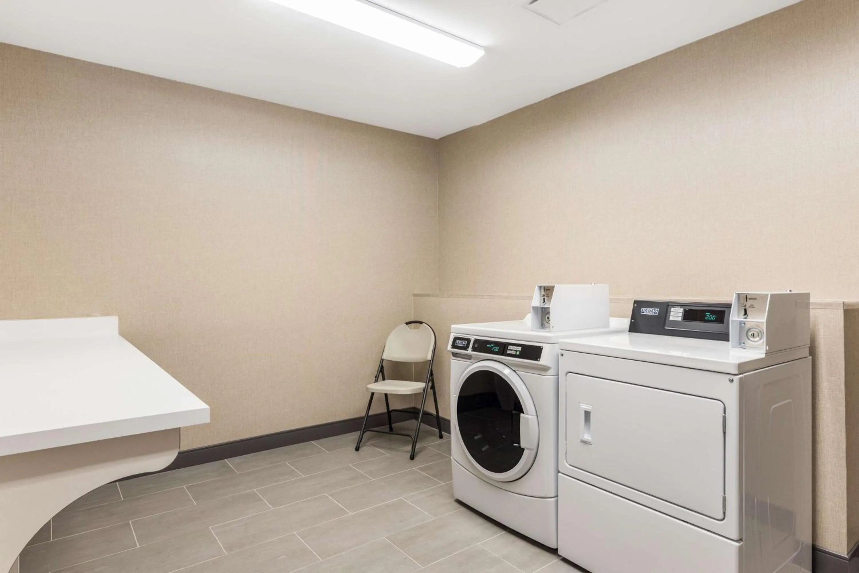 Property building in Hampton Inn Batesville, Ar