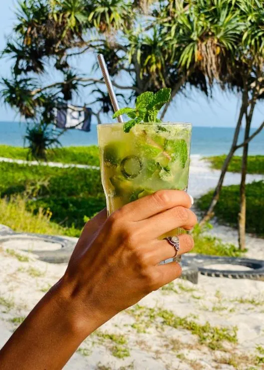 Restaurant/places to eat in Salty's Kitesurf Village