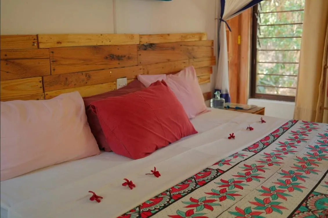 Bed in Salty's Kitesurf Village