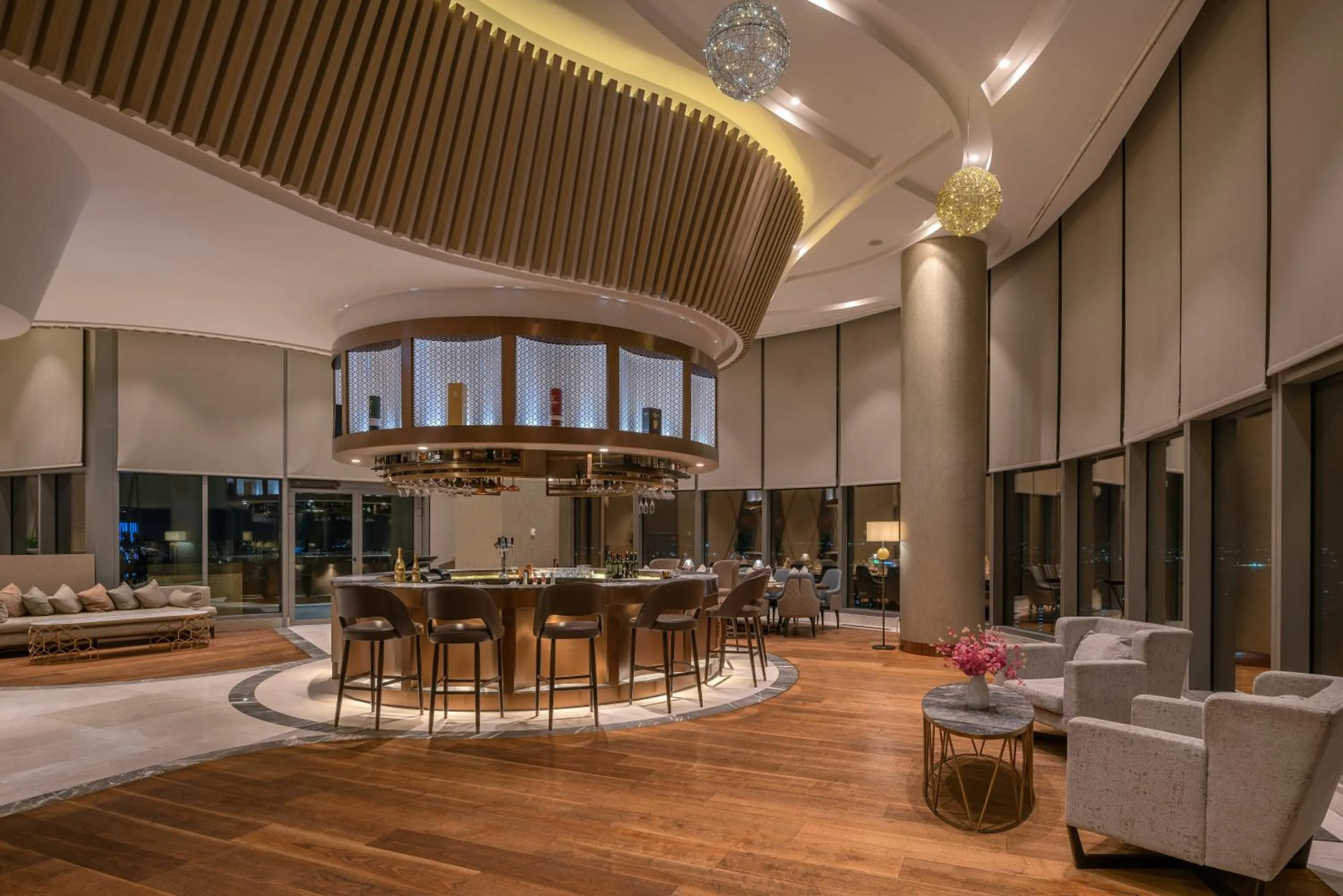 Restaurant/places to eat in Hilton Tashkent City