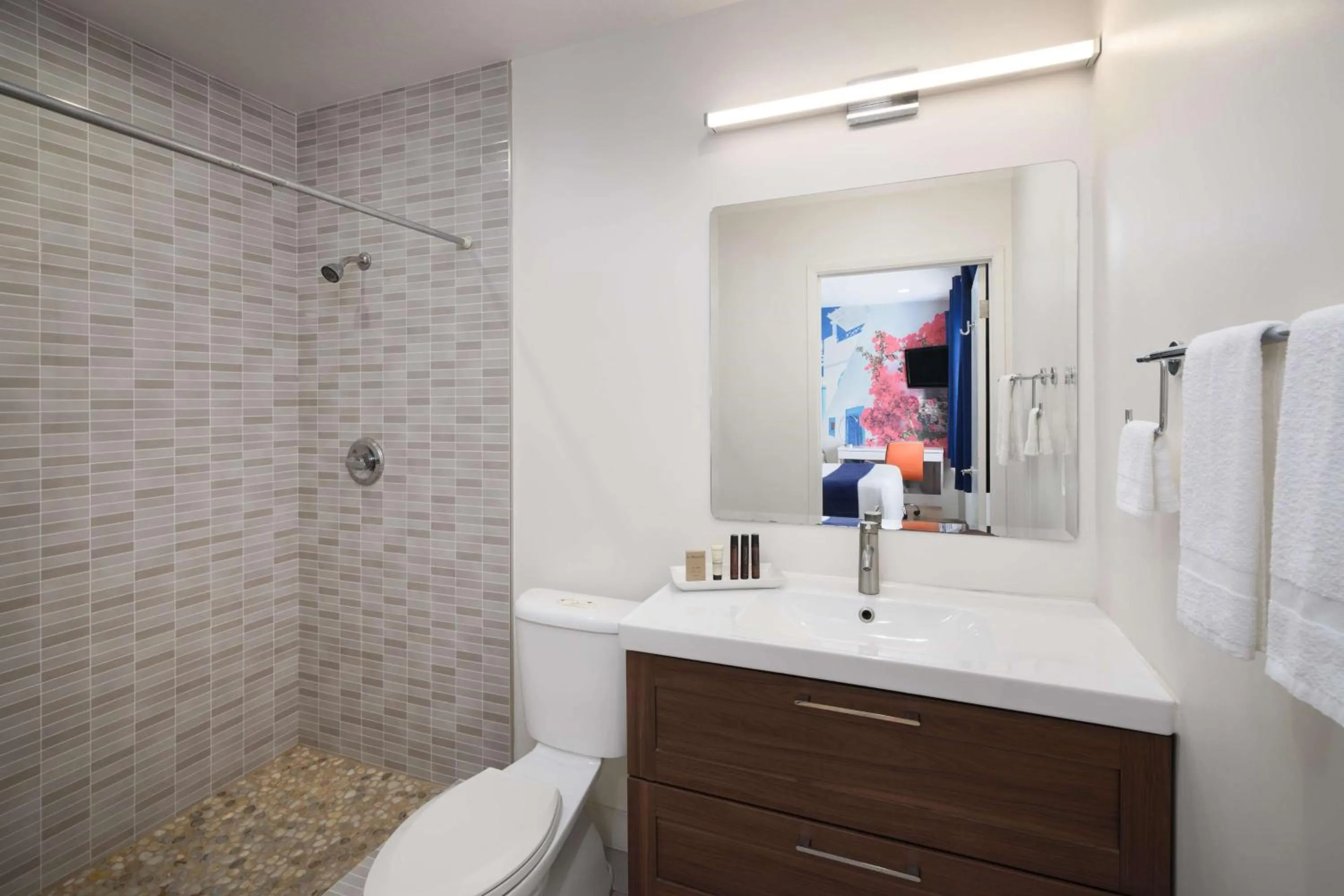 Bathroom in Hotel Zico, BW Signature Collection