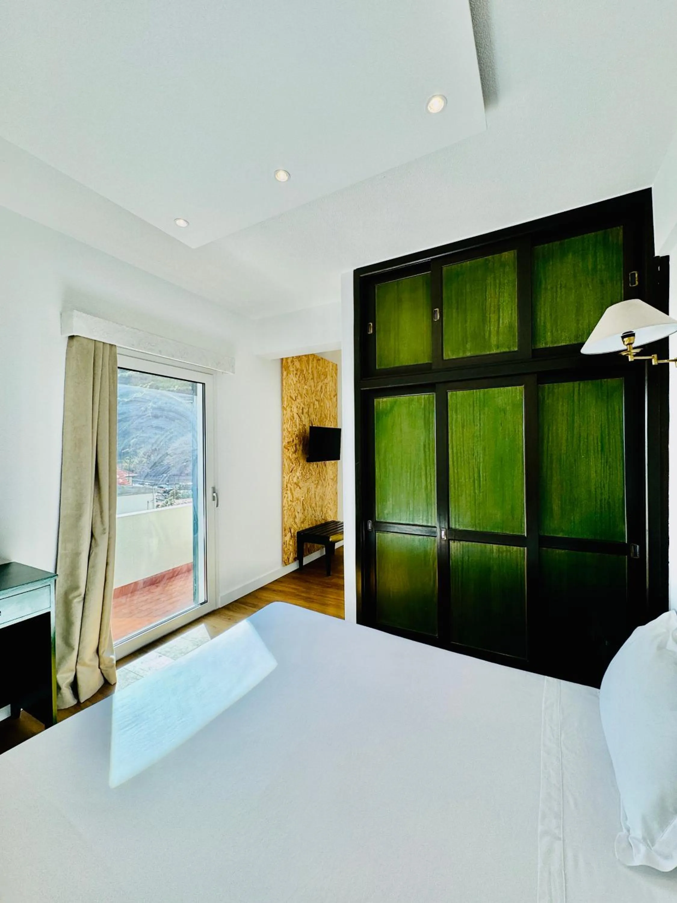 Bed in VALE MAR Guest