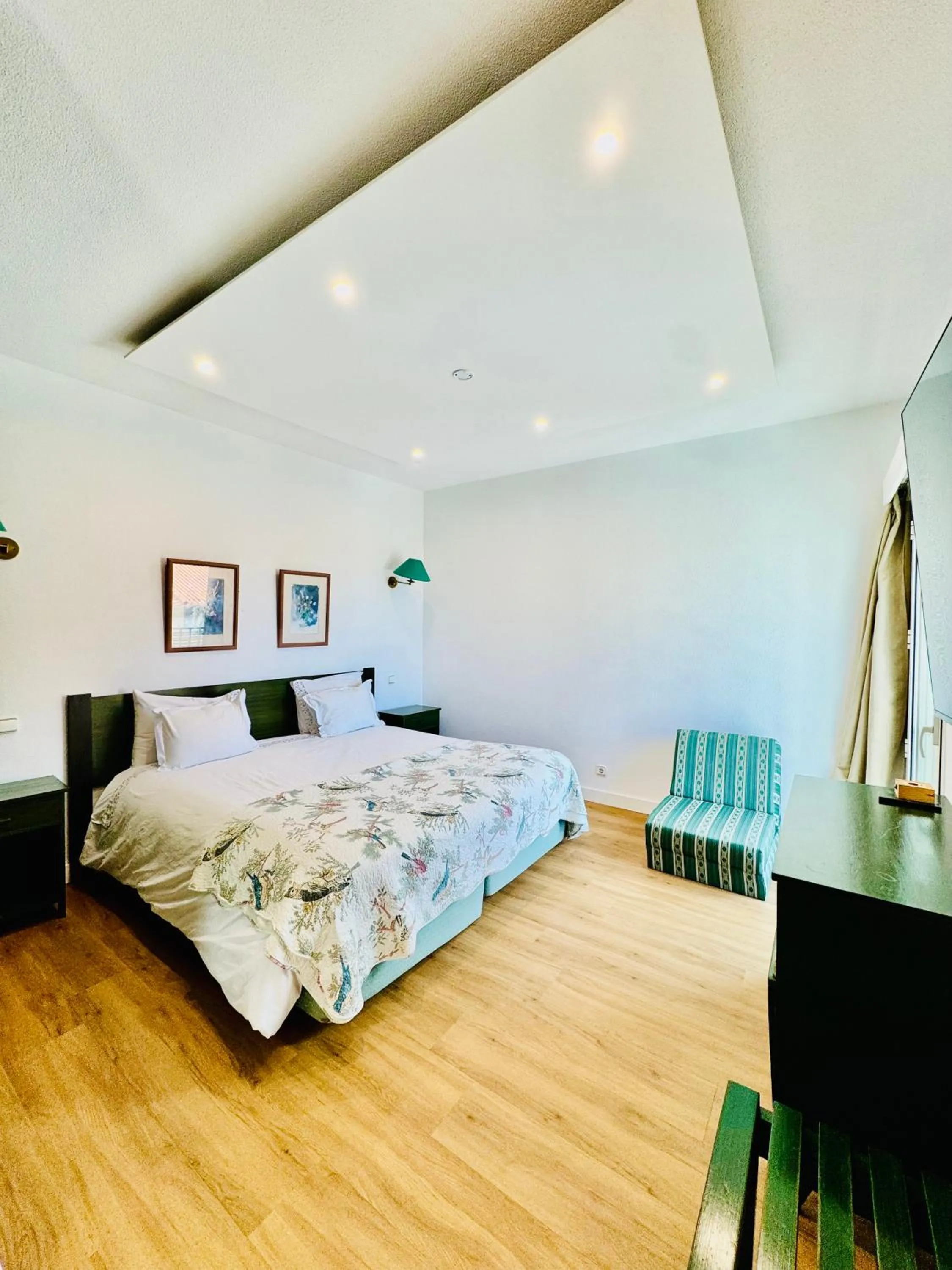 Bed in VALE MAR Guest