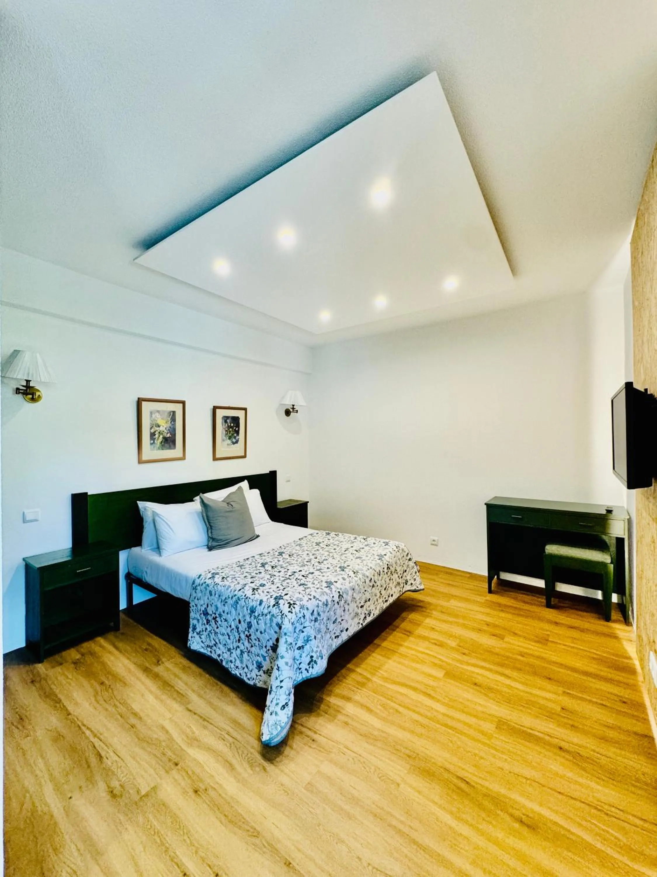 Bed in VALE MAR Guest