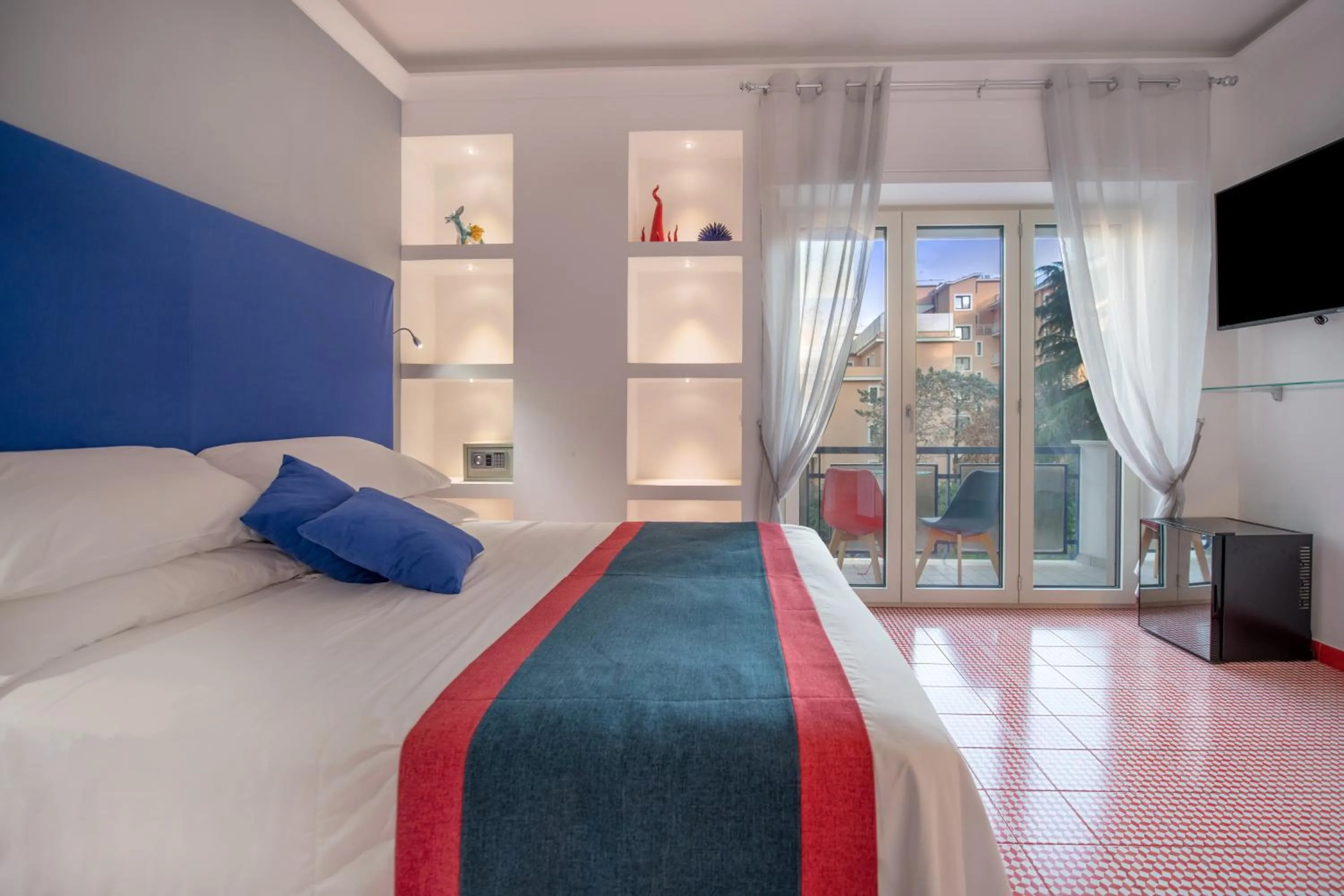 TV and multimedia, Bed in Aquae Romanae Piazza Lauro