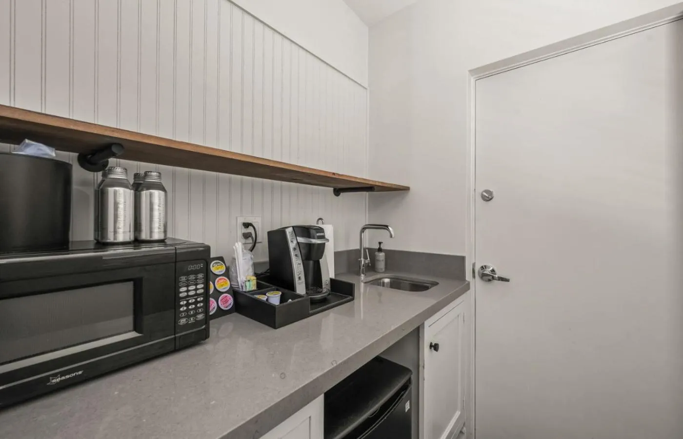 Kitchen or kitchenette in Paradise Point Resort & Spa