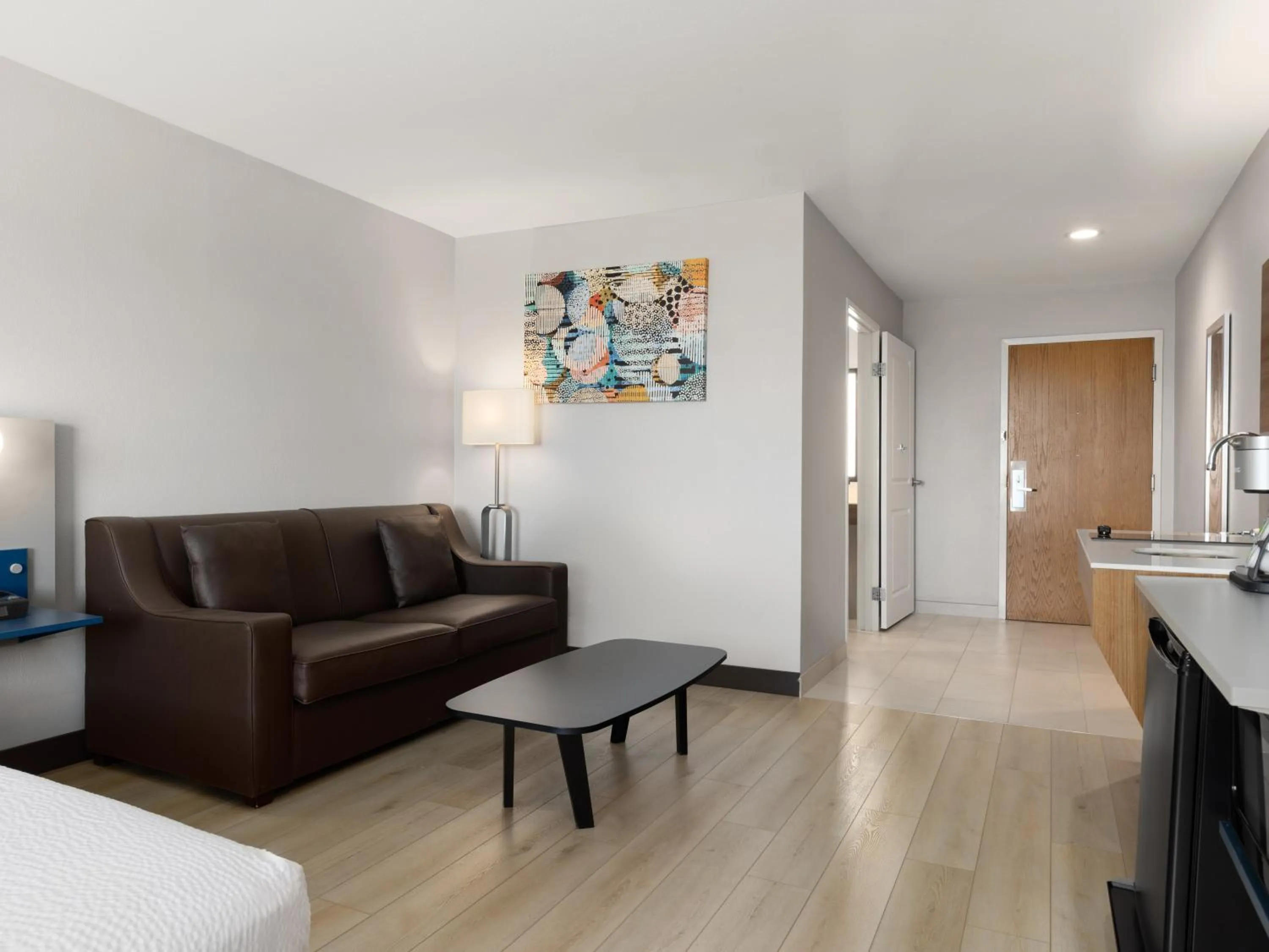 Bed in Microtel Inn & Suites by Wyndham Tracy