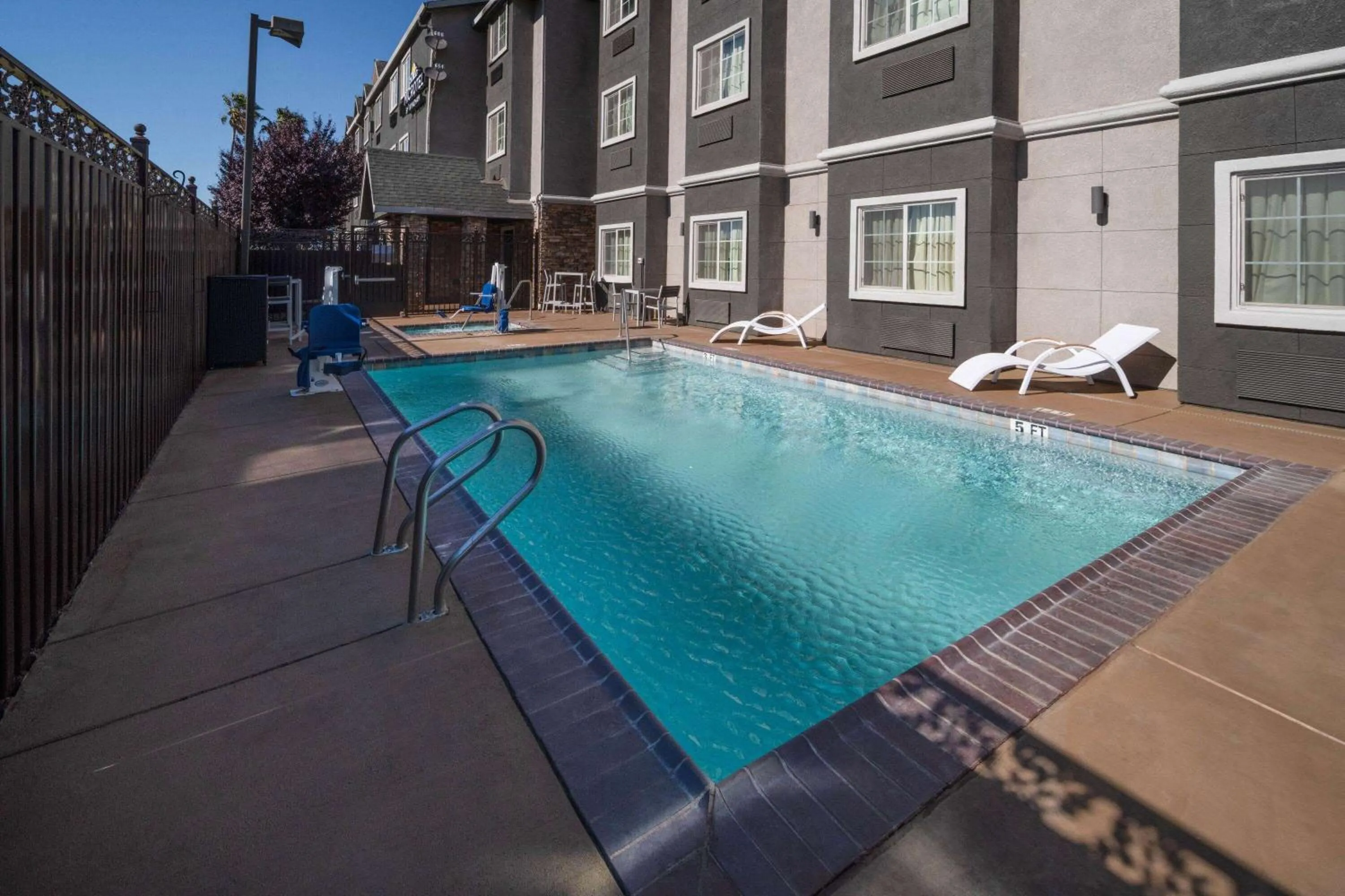 Pool view in Microtel Inn & Suites by Wyndham Tracy