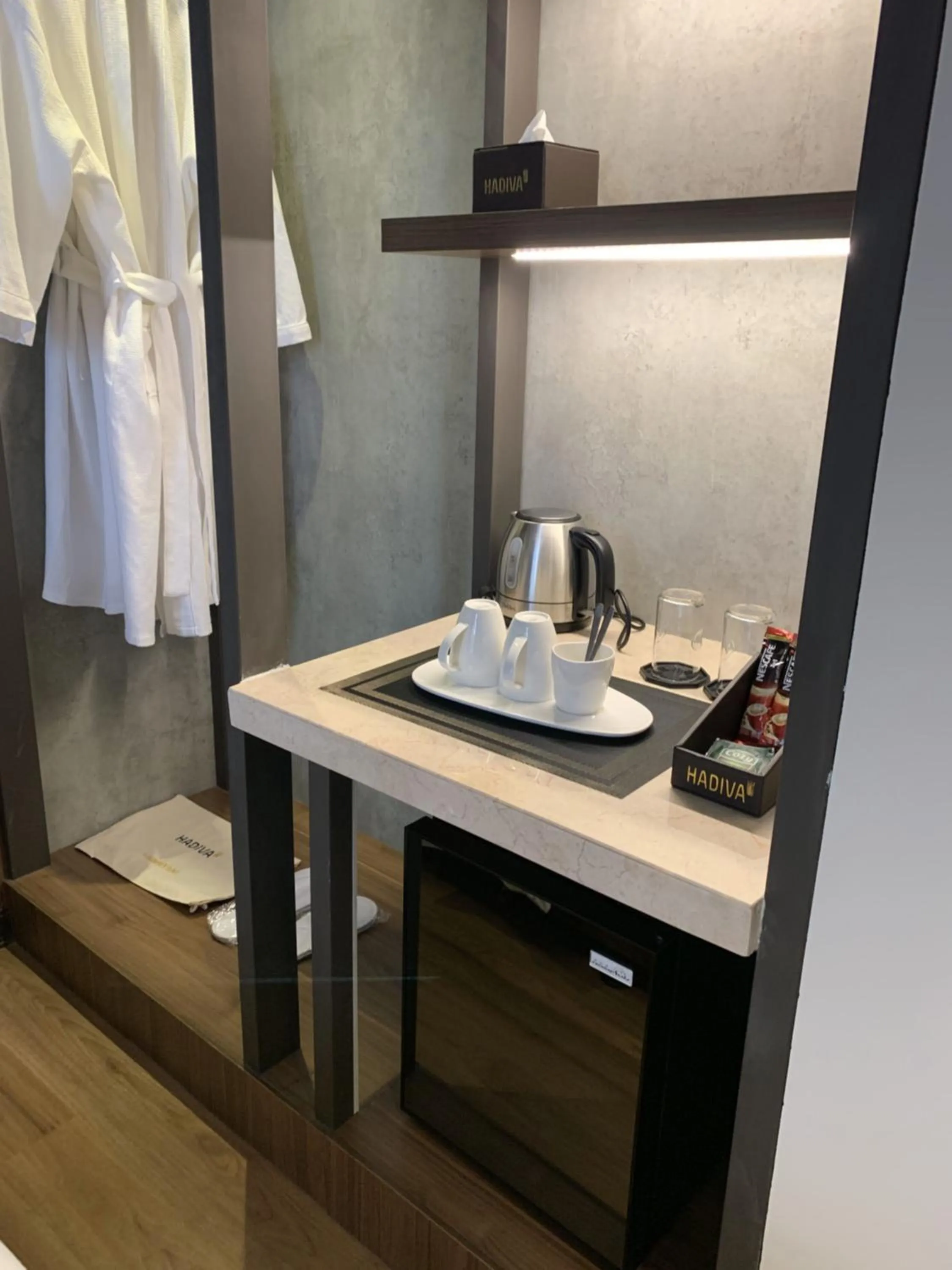 Coffee/tea facilities in Hadiva Boutique Hotel