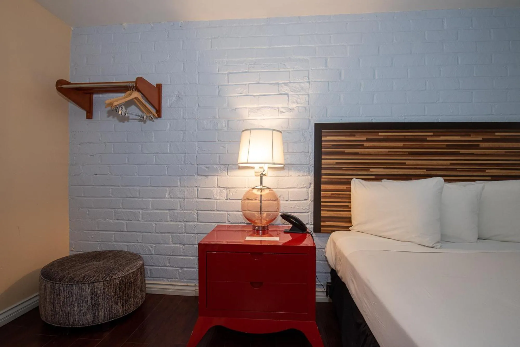 Hollywood Downtowner Inn