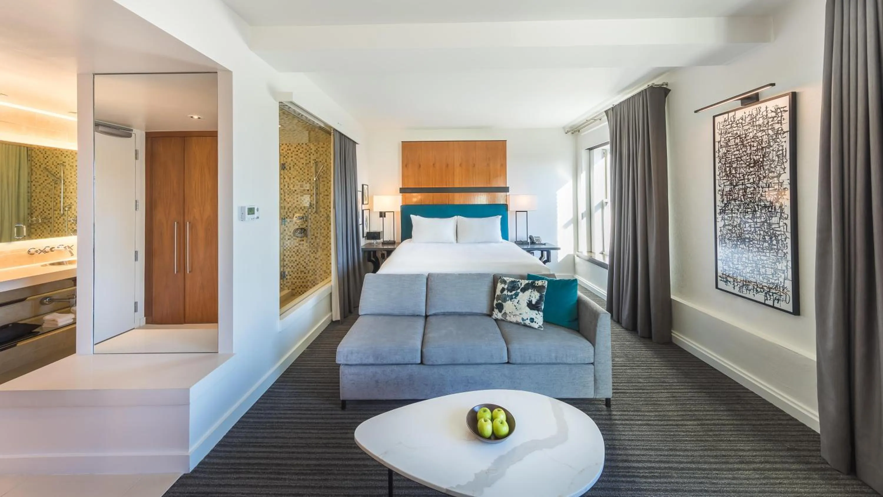 Bedroom, Bed in Andaz San Diego, By Hyatt
