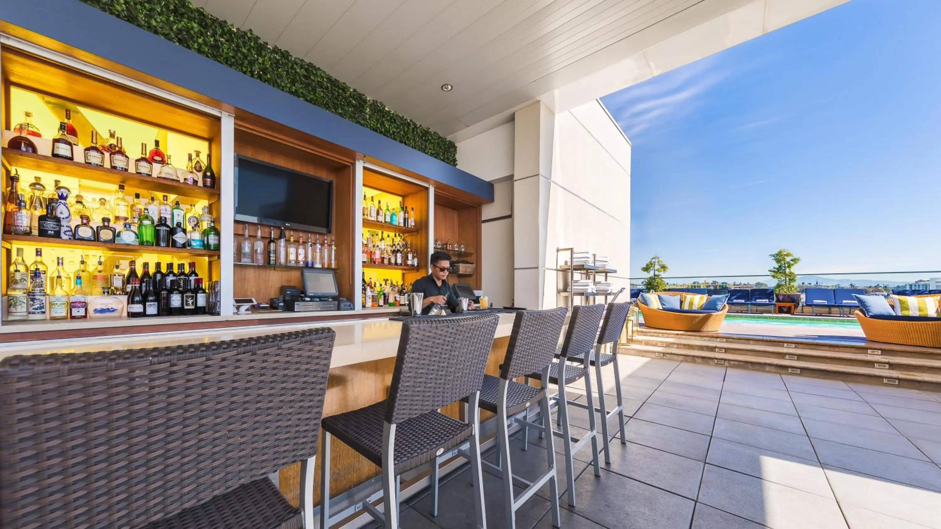 Lounge or bar in Andaz San Diego, By Hyatt