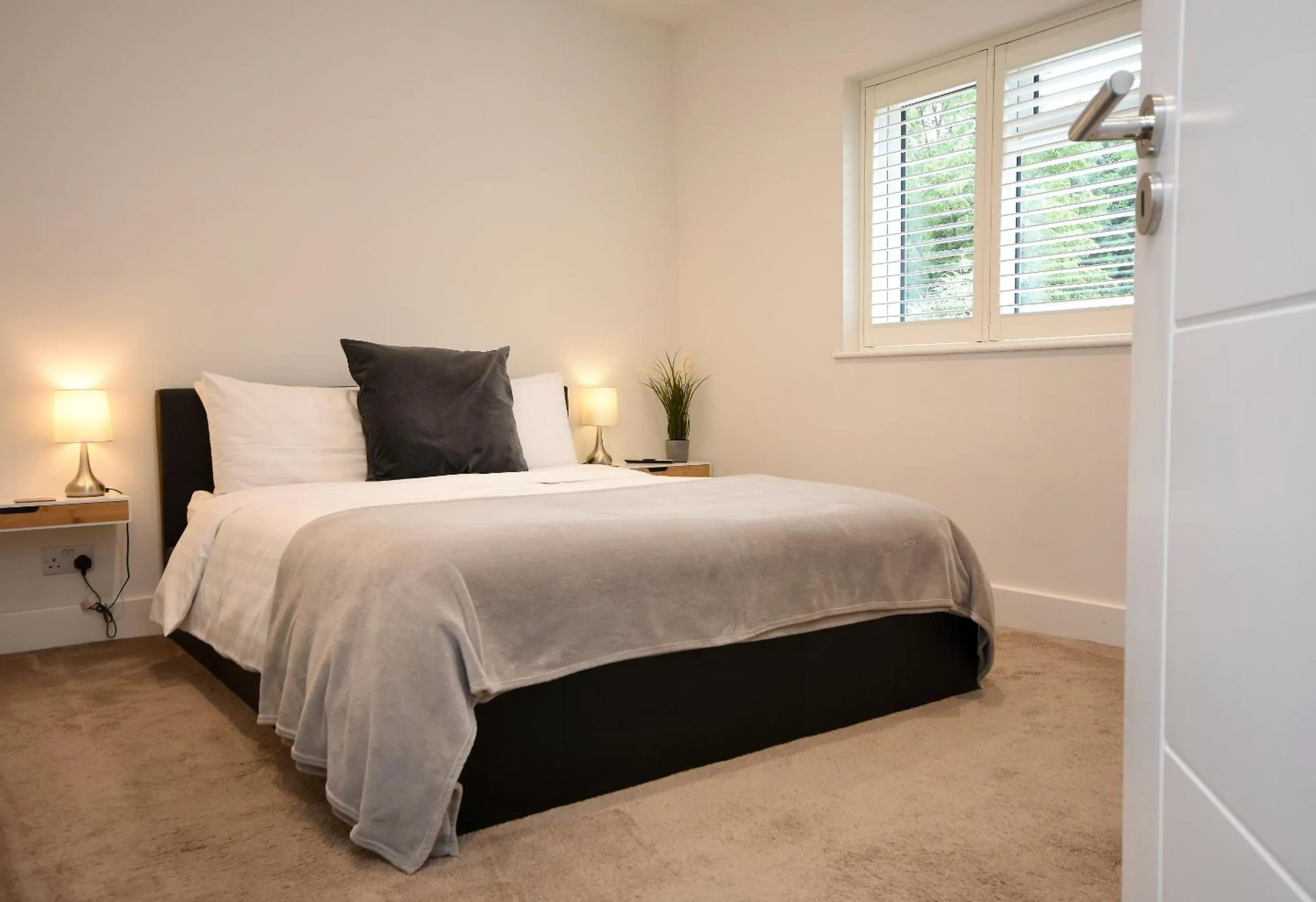 Bedroom, Bed in Apple Tree Place B&B