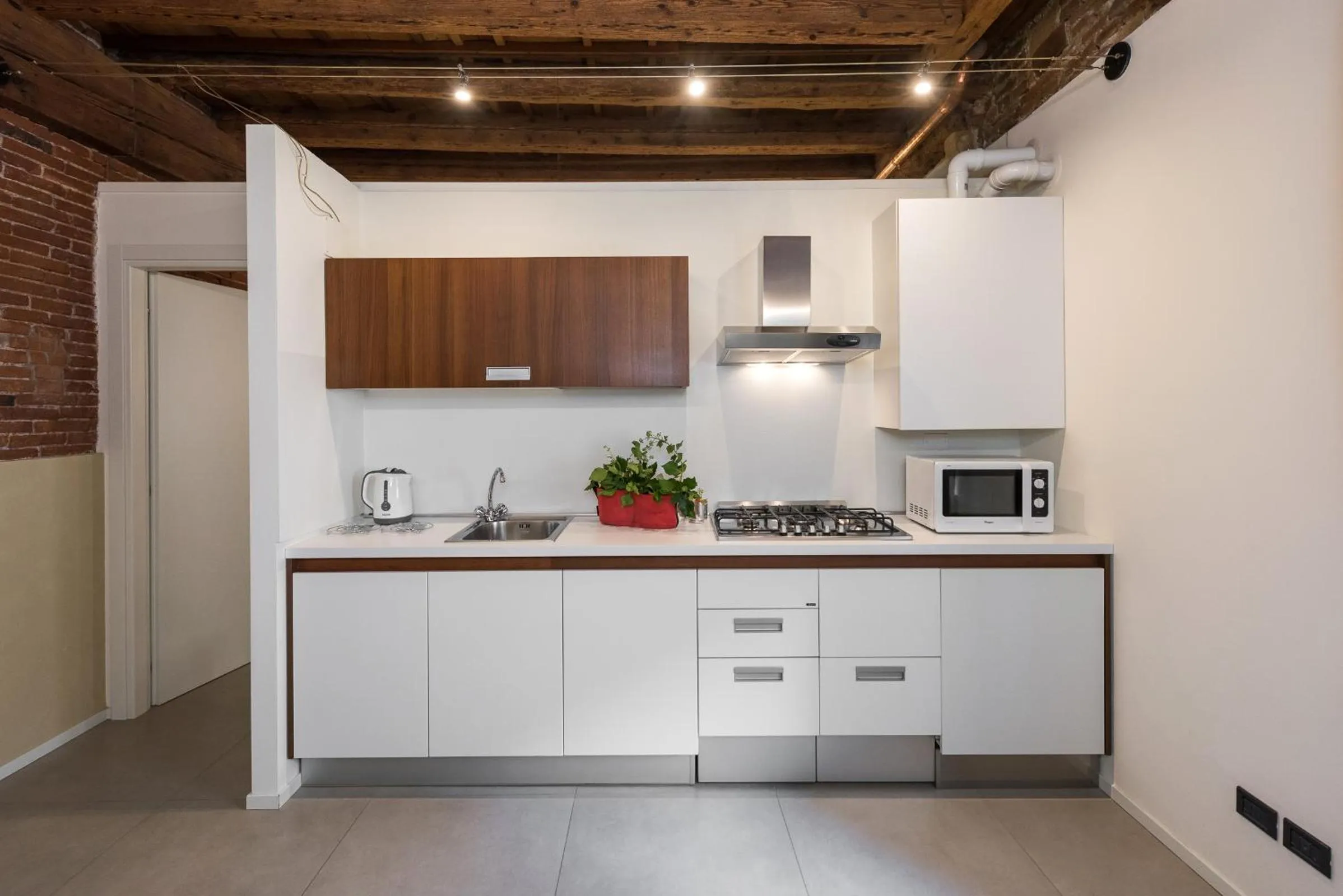 Kitchen or kitchenette in Il Vicolo Aparthotel Verona