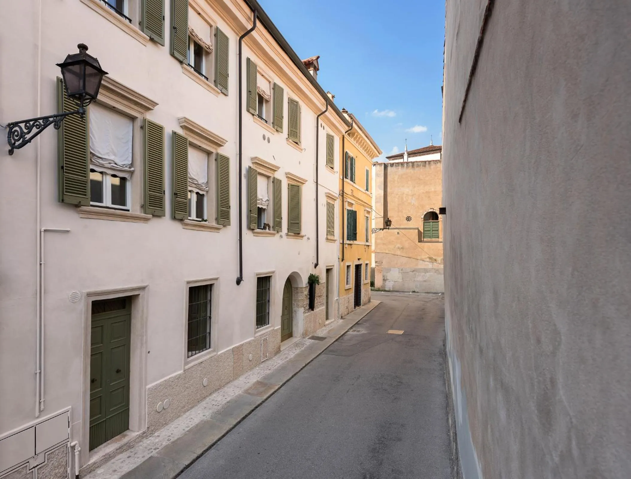 Property building in Il Vicolo Aparthotel Verona
