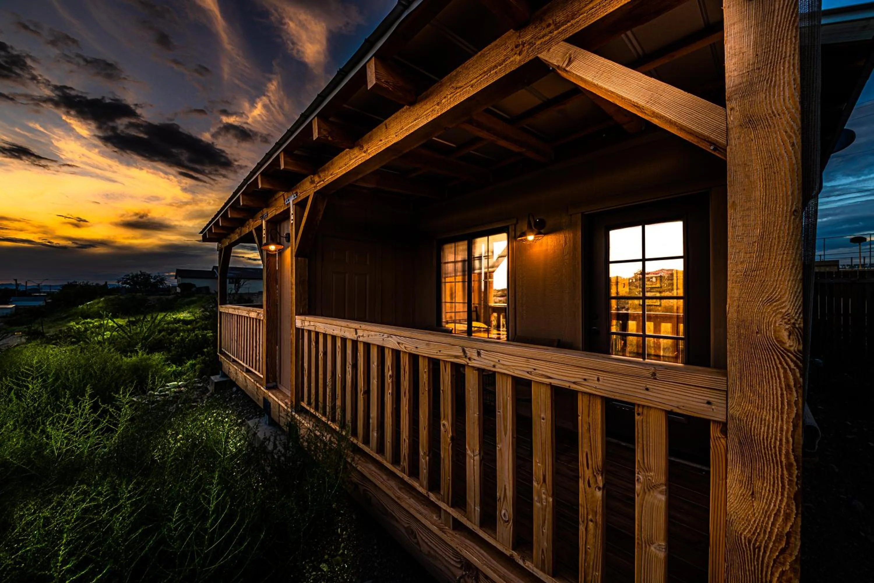 Property building in -Pet Friendly- Miners Cabin #5 -Two Double Beds - Private Balcony