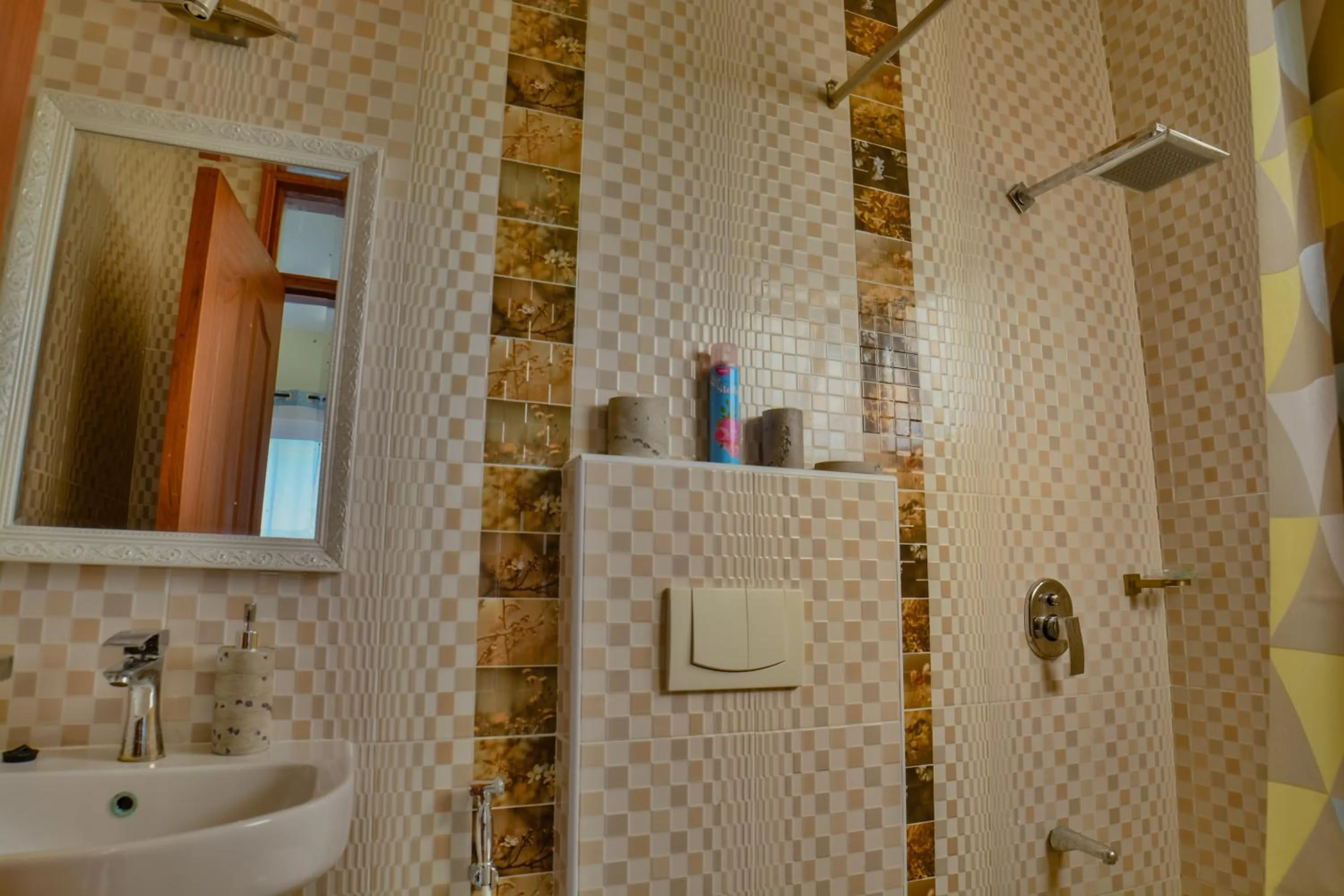 Bathroom in Fenns Cozy Apartment - Nyali