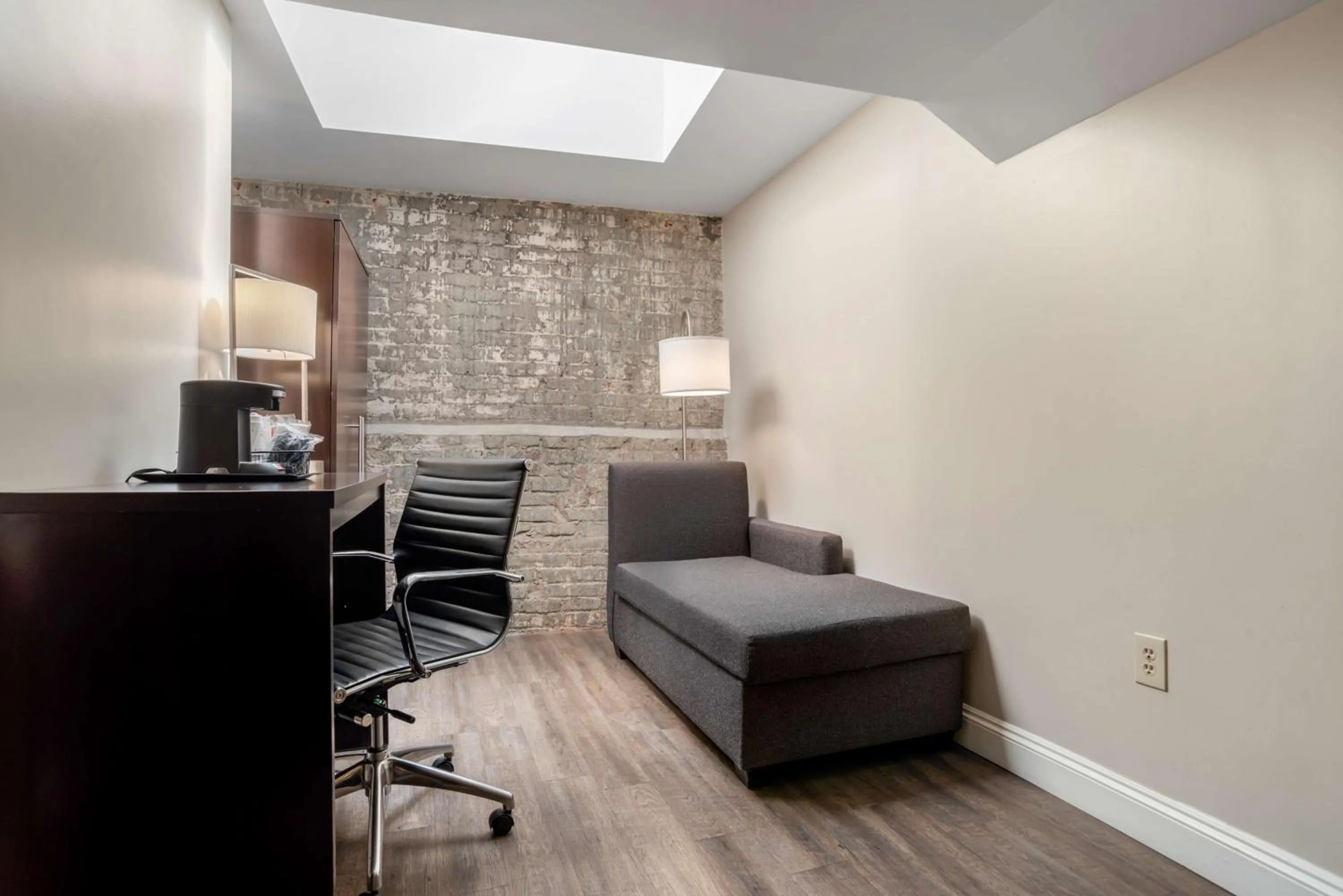 Bedroom in Best Western Plus St. Christopher Hotel