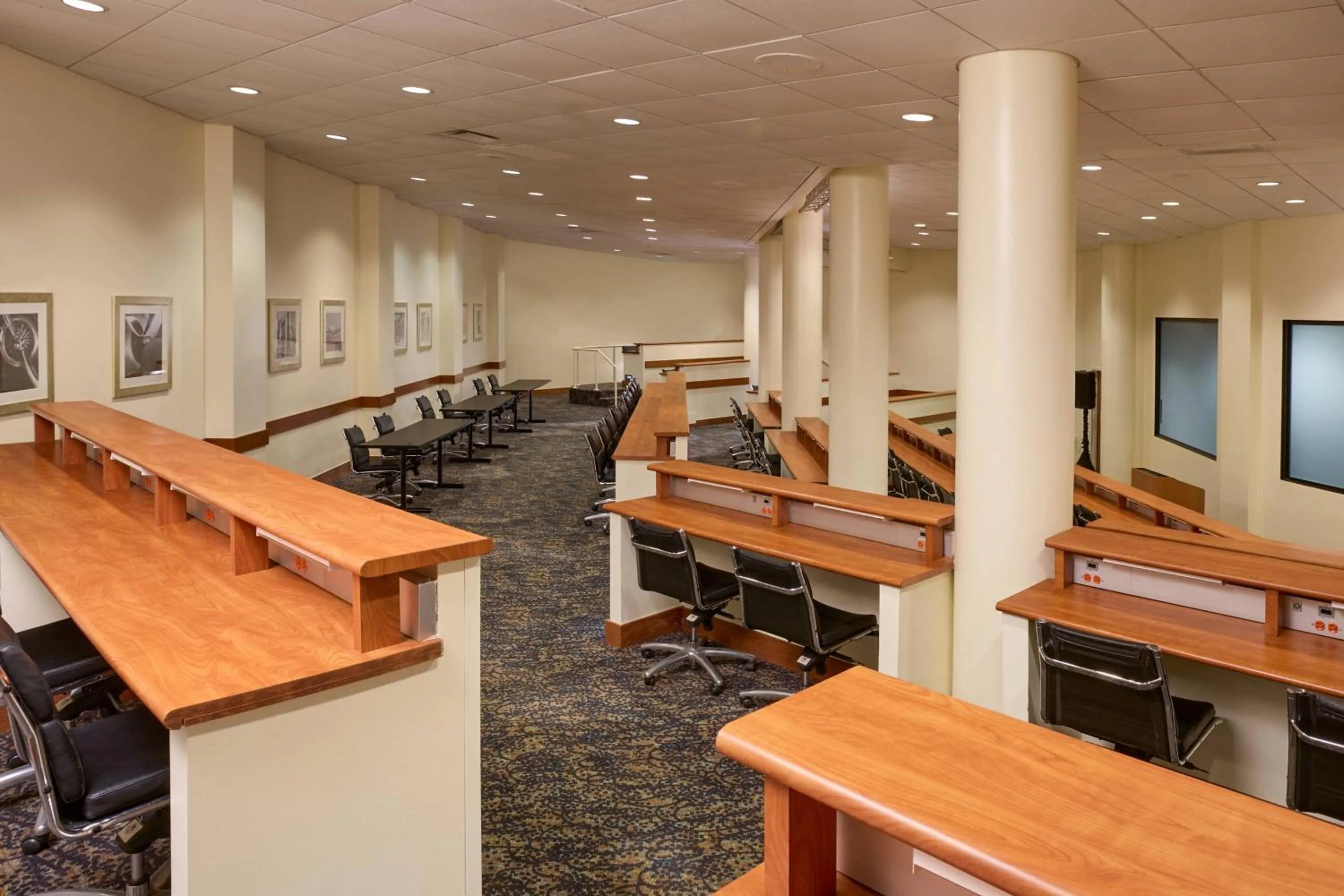 Entertainment in The Westin Atlanta Airport