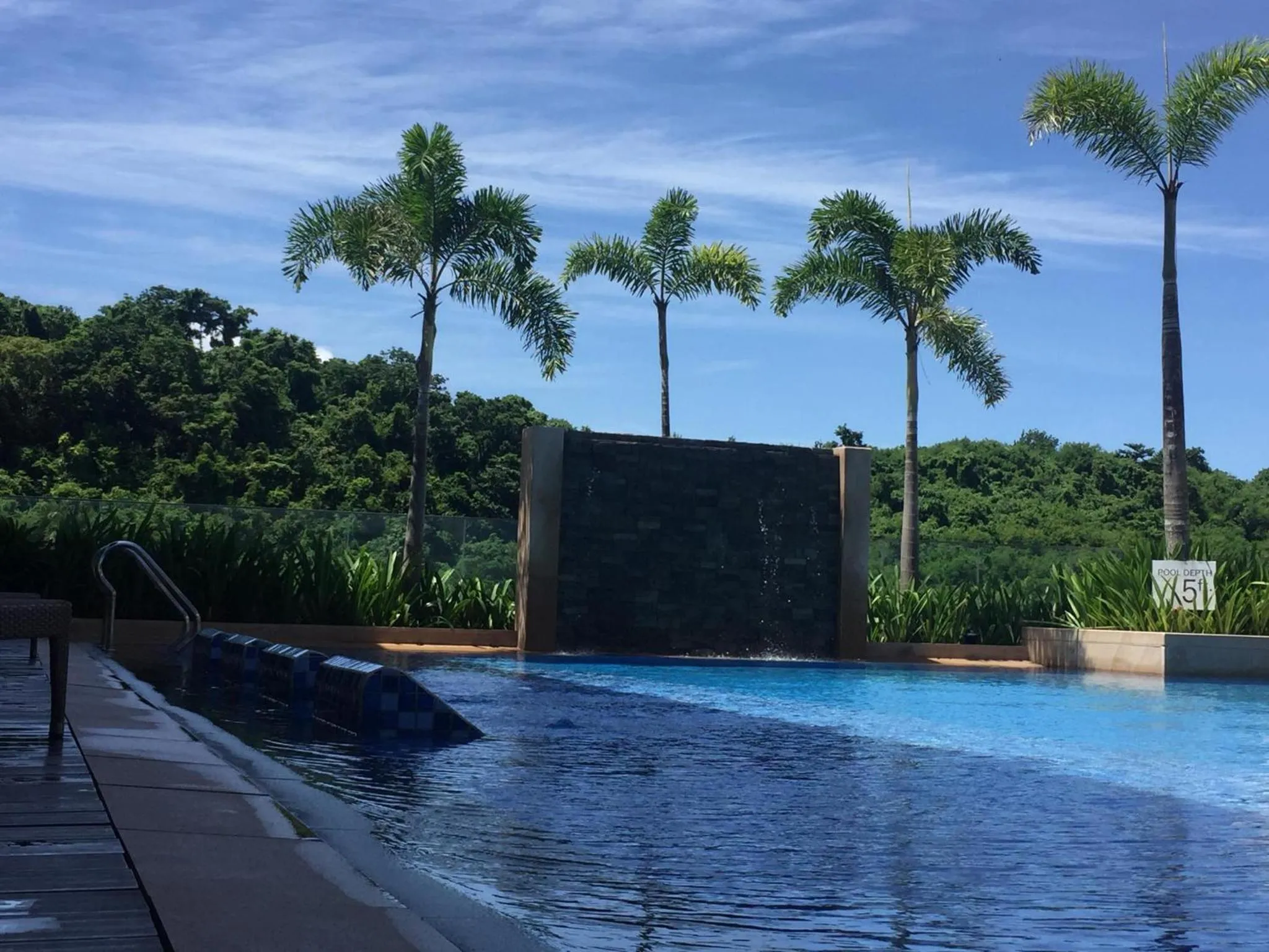 Swimming pool in Belmont Hotel Boracay near Newcoast Beach