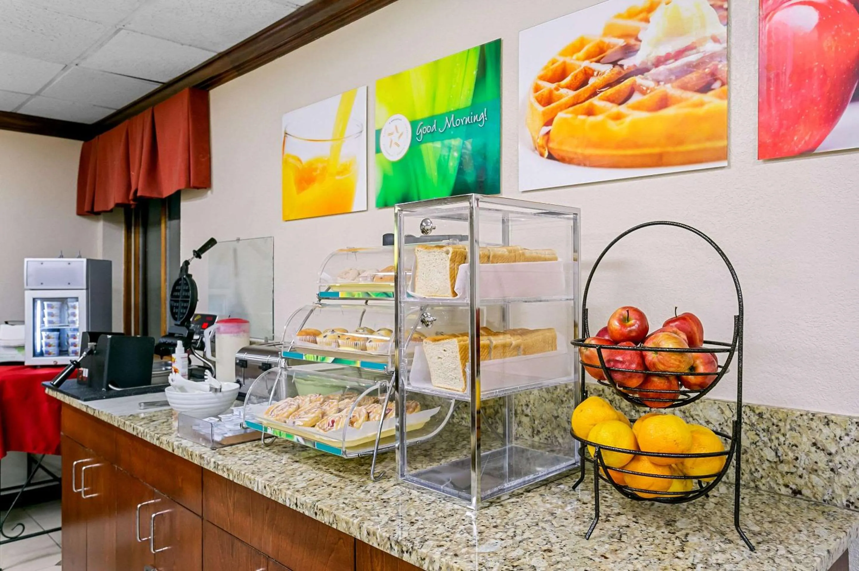 Breakfast in Quality Inn Jessup - Columbia South Near Fort Meade