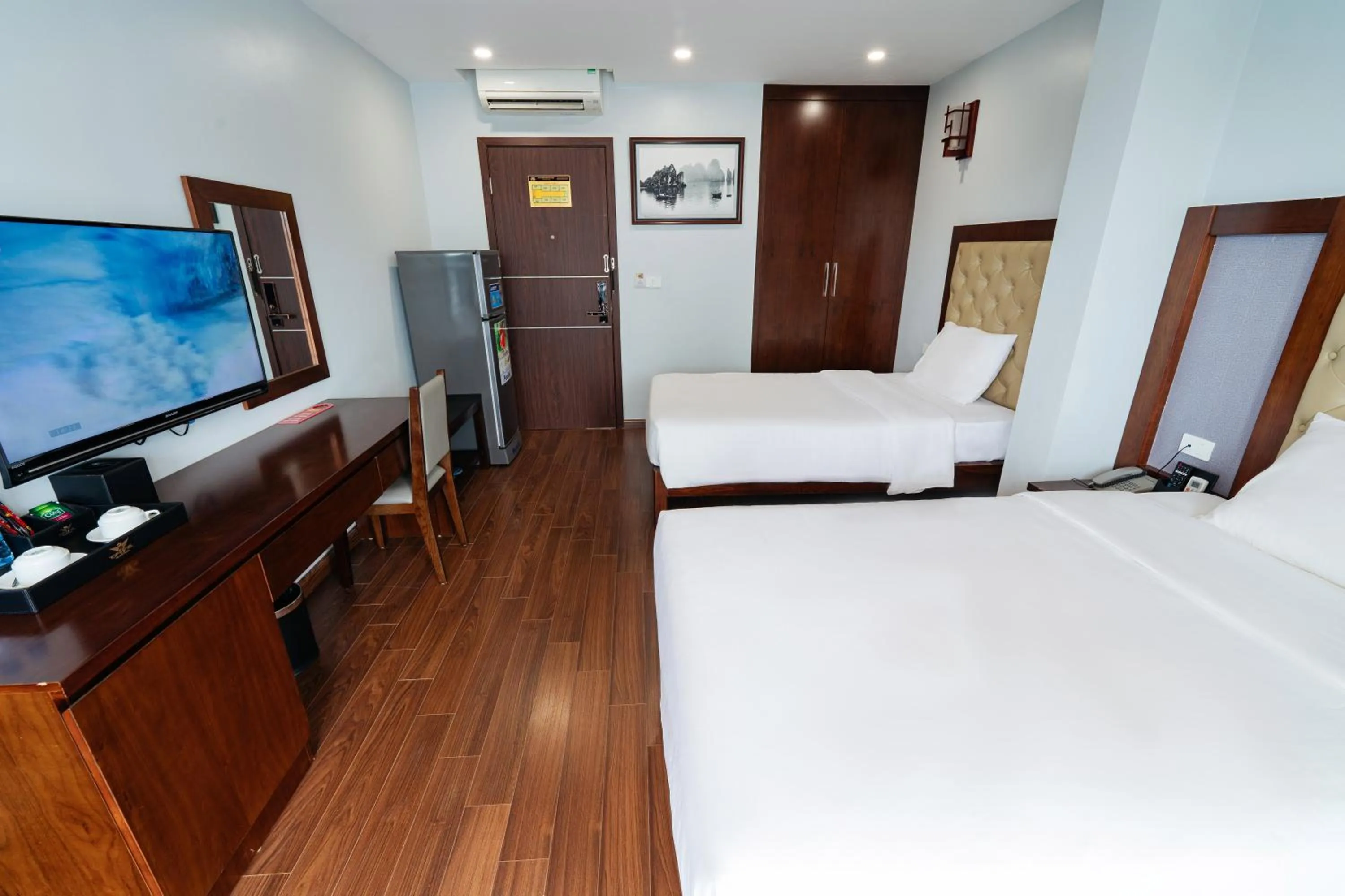 Property building in Topone Halong Hotel