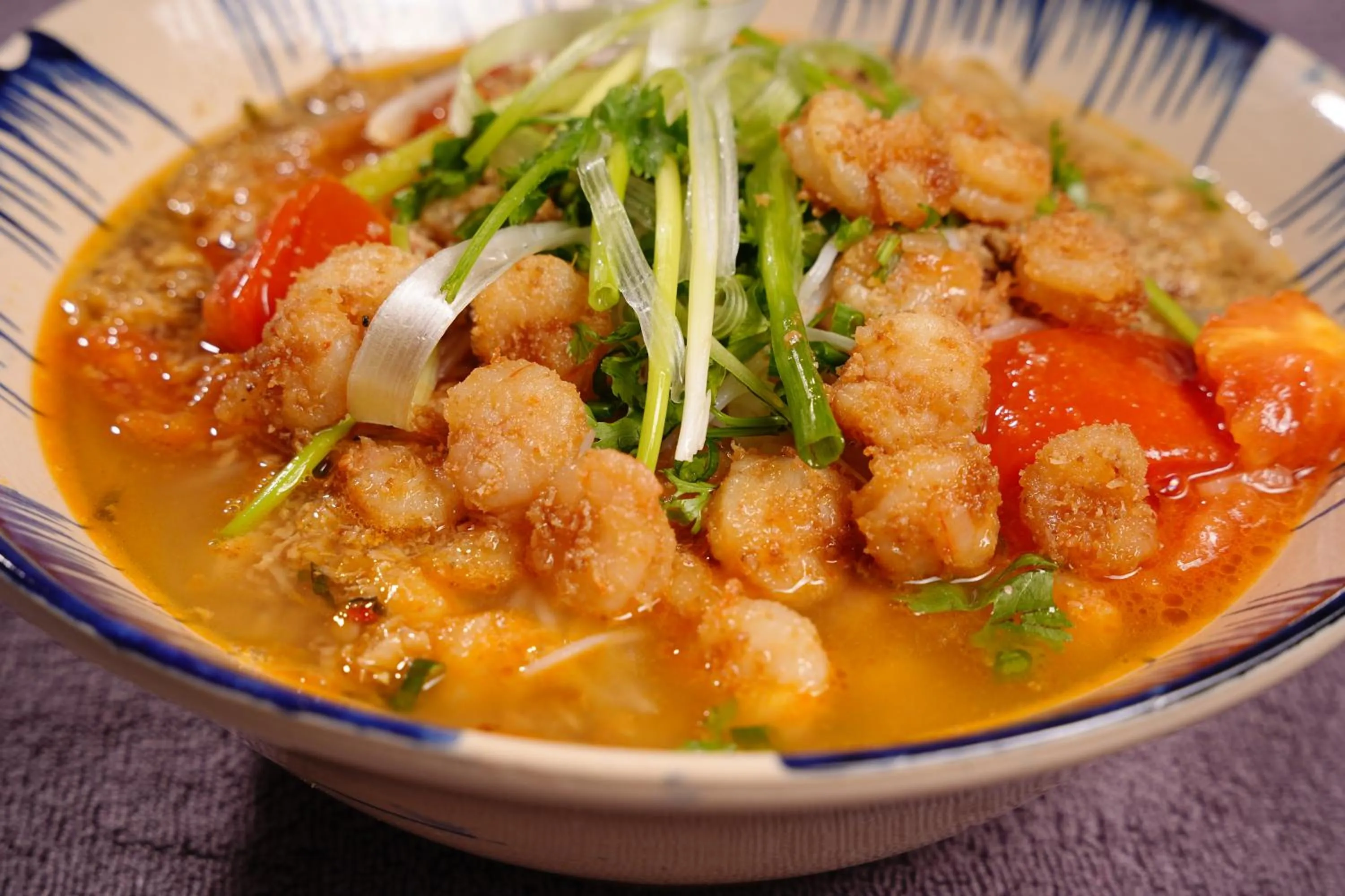 Restaurant/places to eat in Topone Halong Hotel